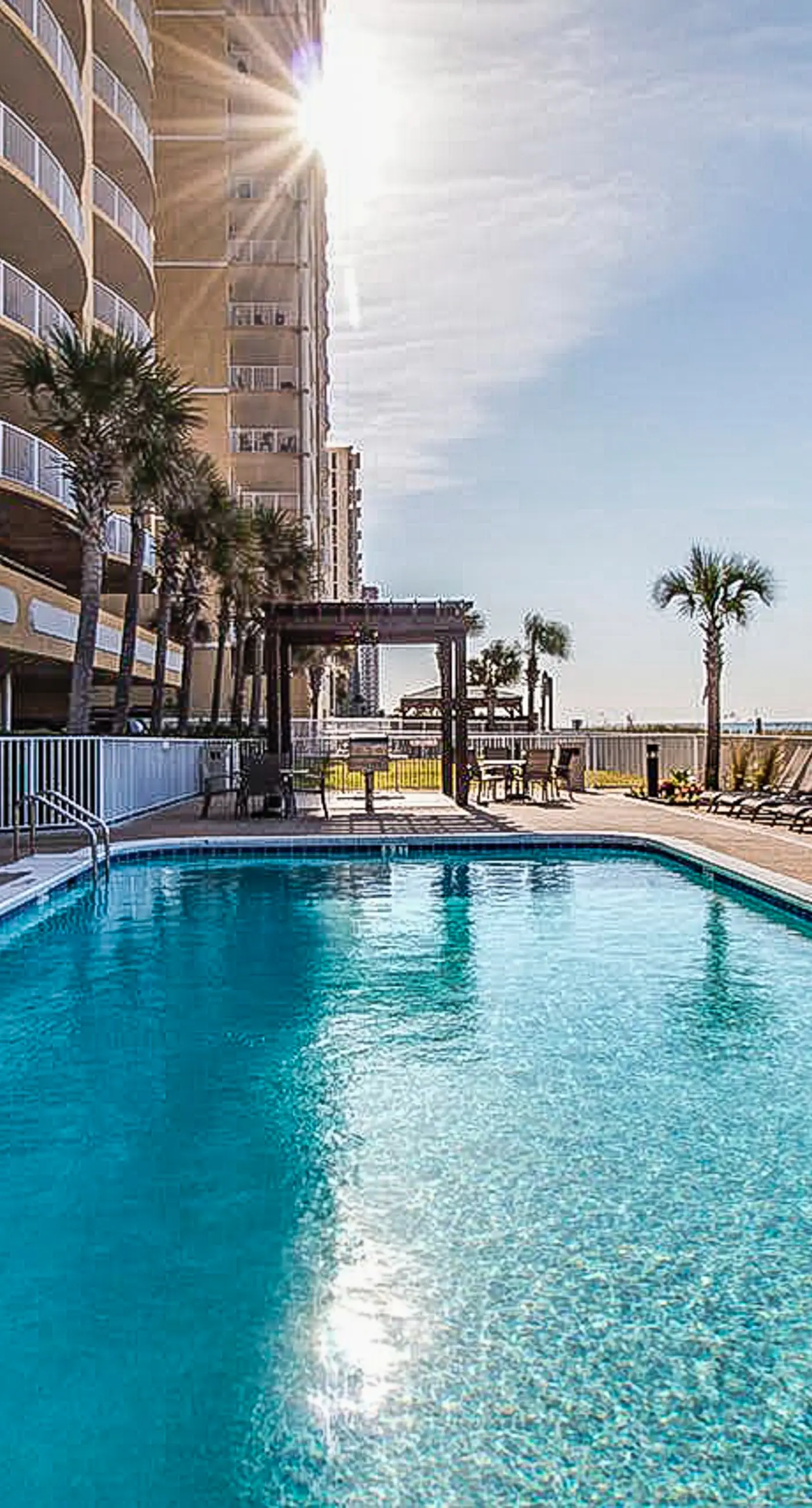 Exotic Emerald Coast condo with private deck, gulf view, pool & hot tub