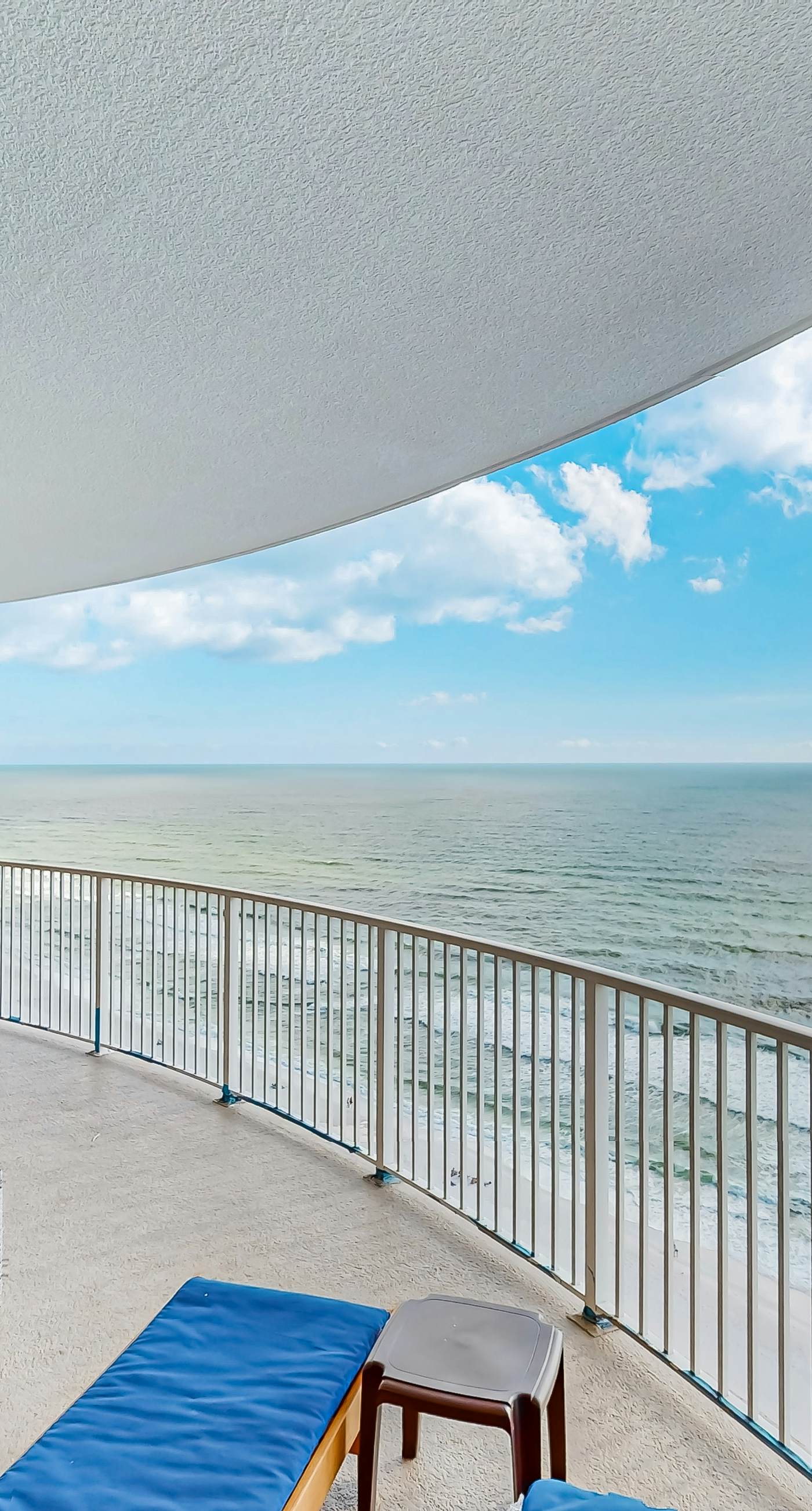 Waterfront Condo with Stunning Gulf View, Shared Pool, Hot Tub