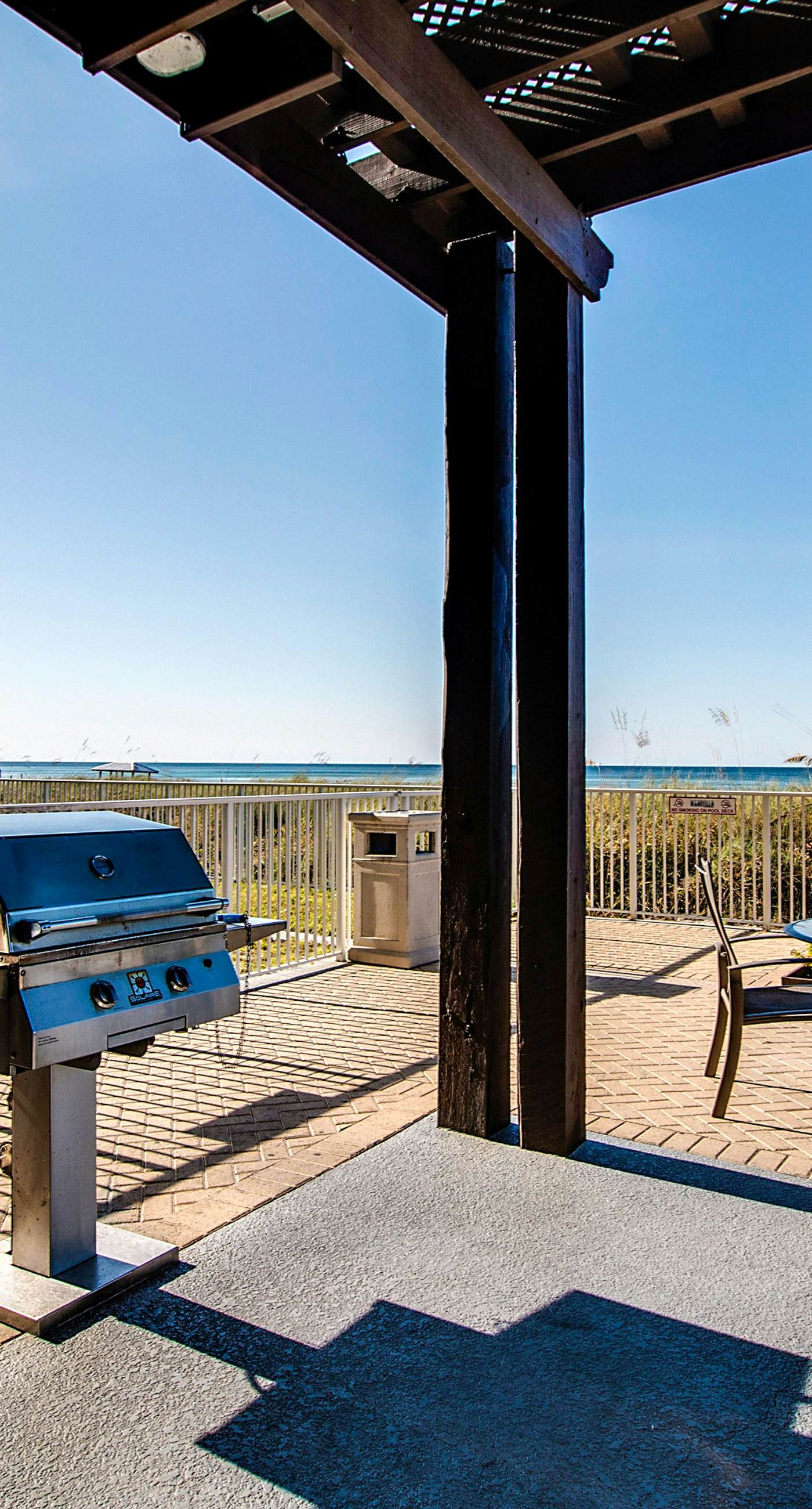 Waterfront condo in a resort setting w/ shared pools, hot tub, & beach access