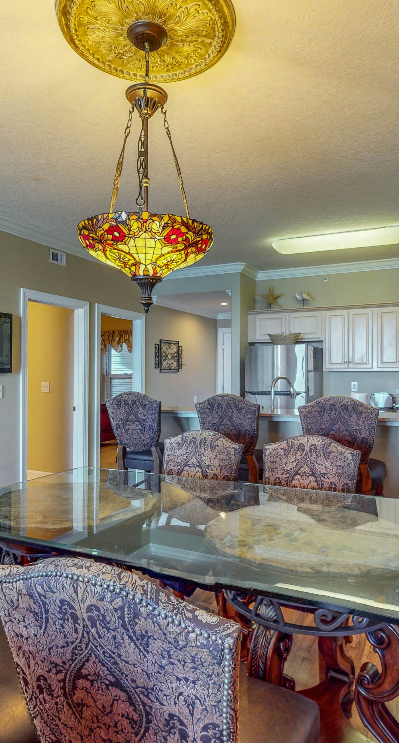 Waterfront condo in a resort setting w/ shared pools, hot tub, & beach access