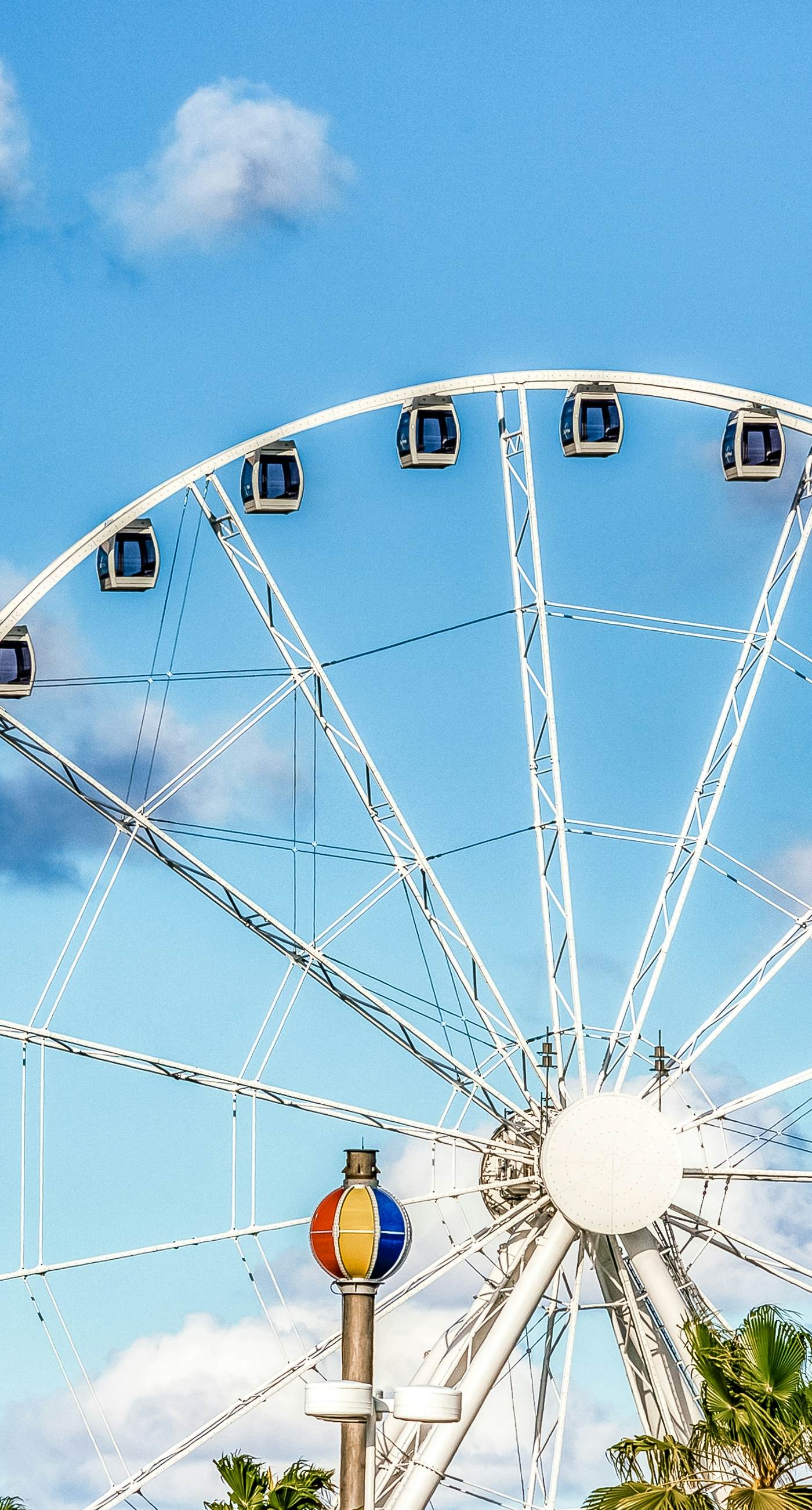 Gulf & lake view condo in beachfront resort with pool, tennis & saunas