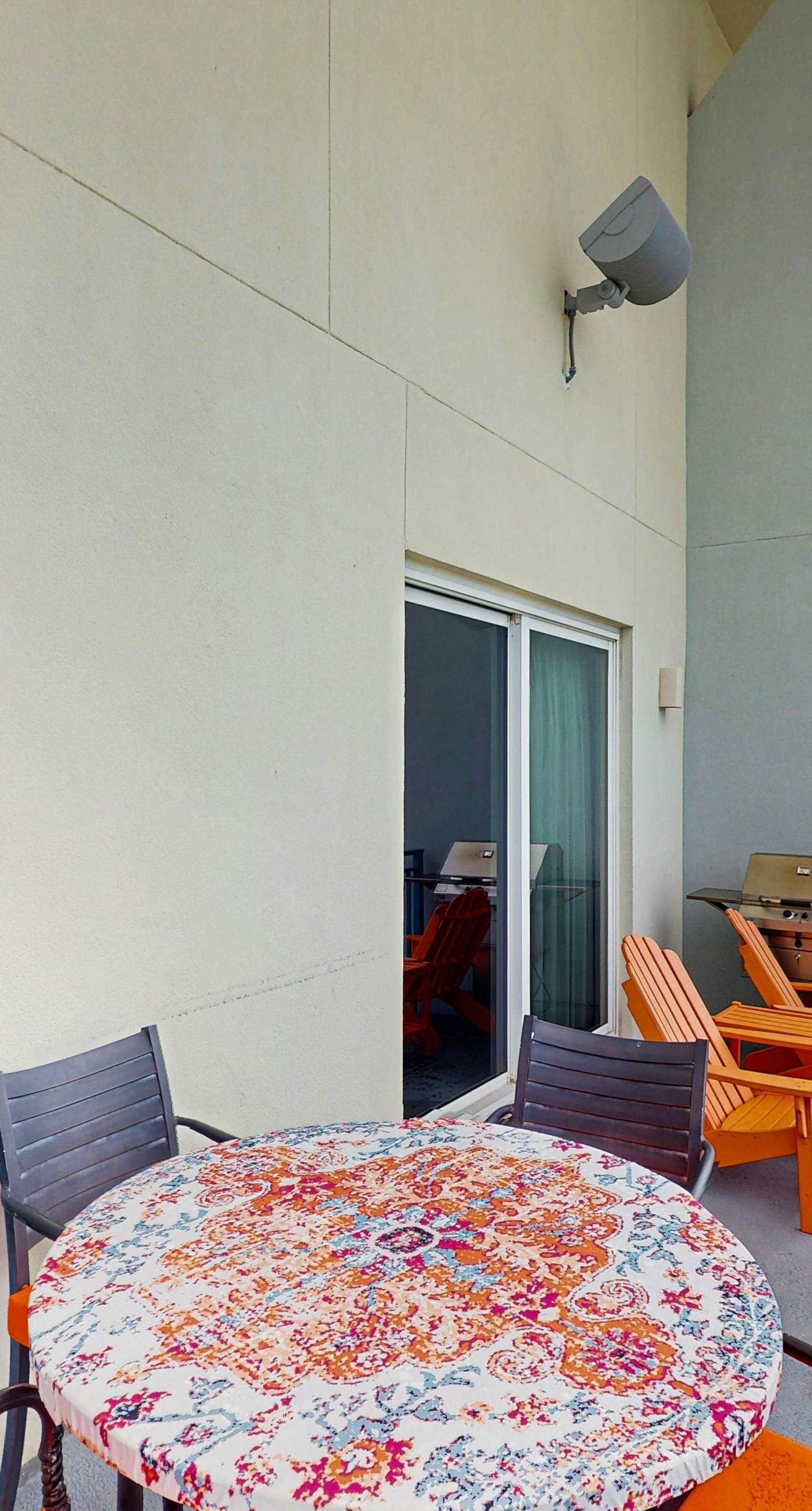 Updated beachfront retreat with hot tub, outdoor pool & balcony