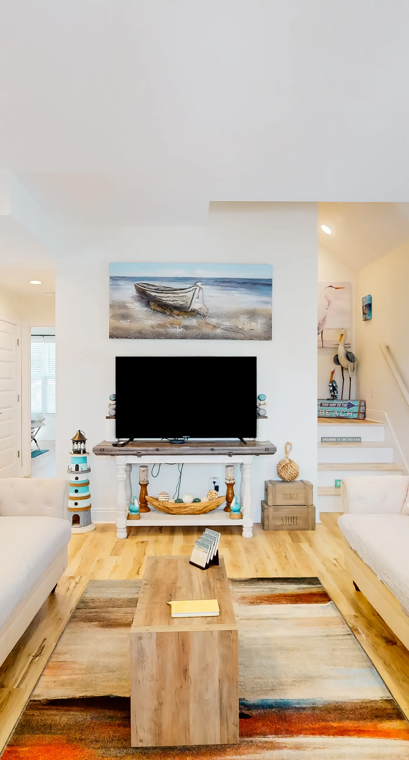 2-story house near the beach with grill, washer/dryer, streaming, & central AC