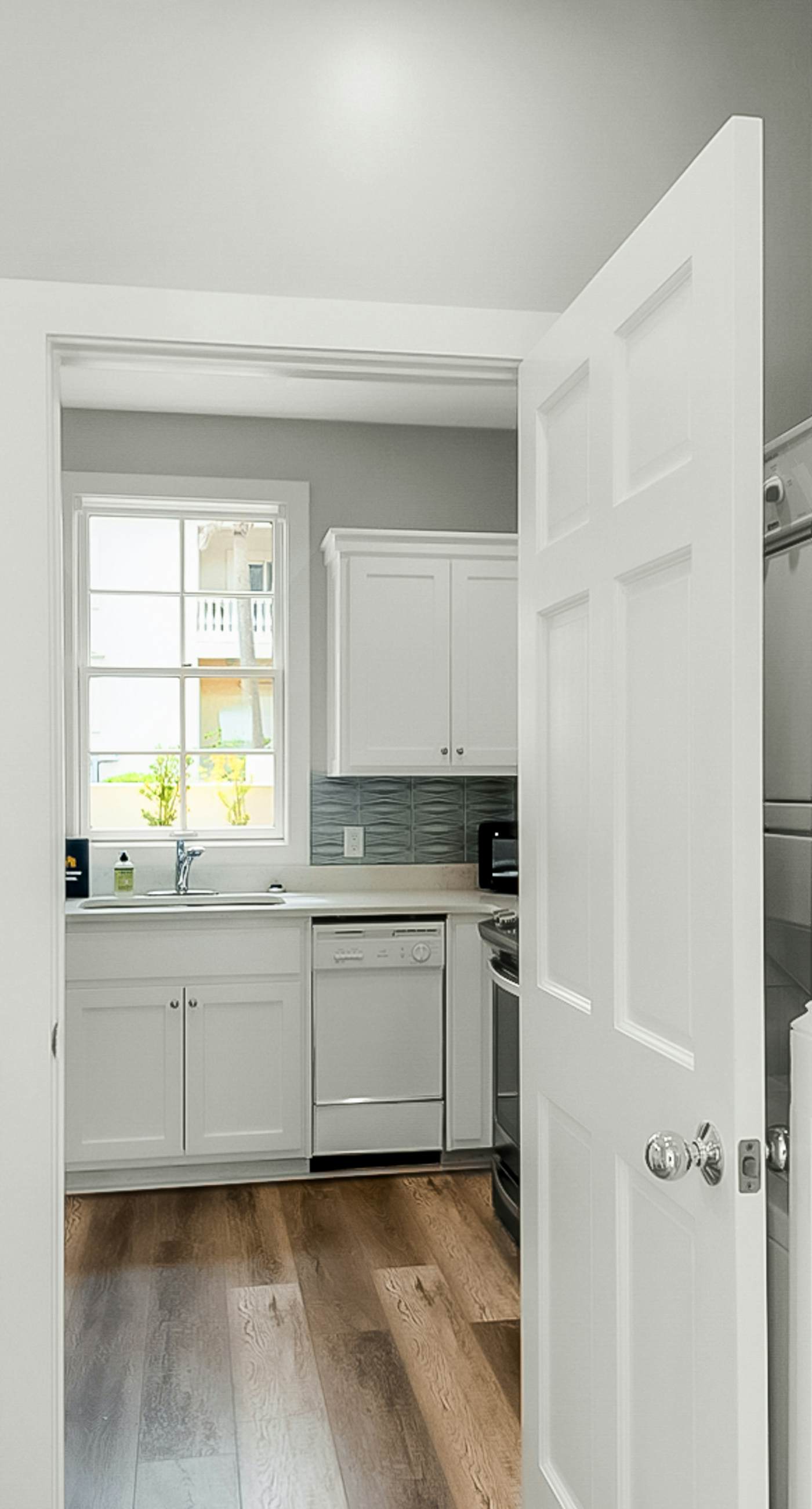 Spotless beachfront dream with views, a shared pool, & sports courts