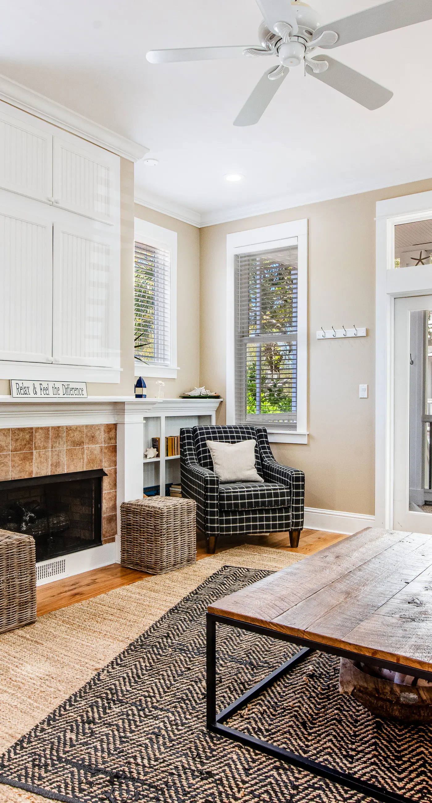 Beautiful, dog-friendly home with shared pools & complimentary beach chairs