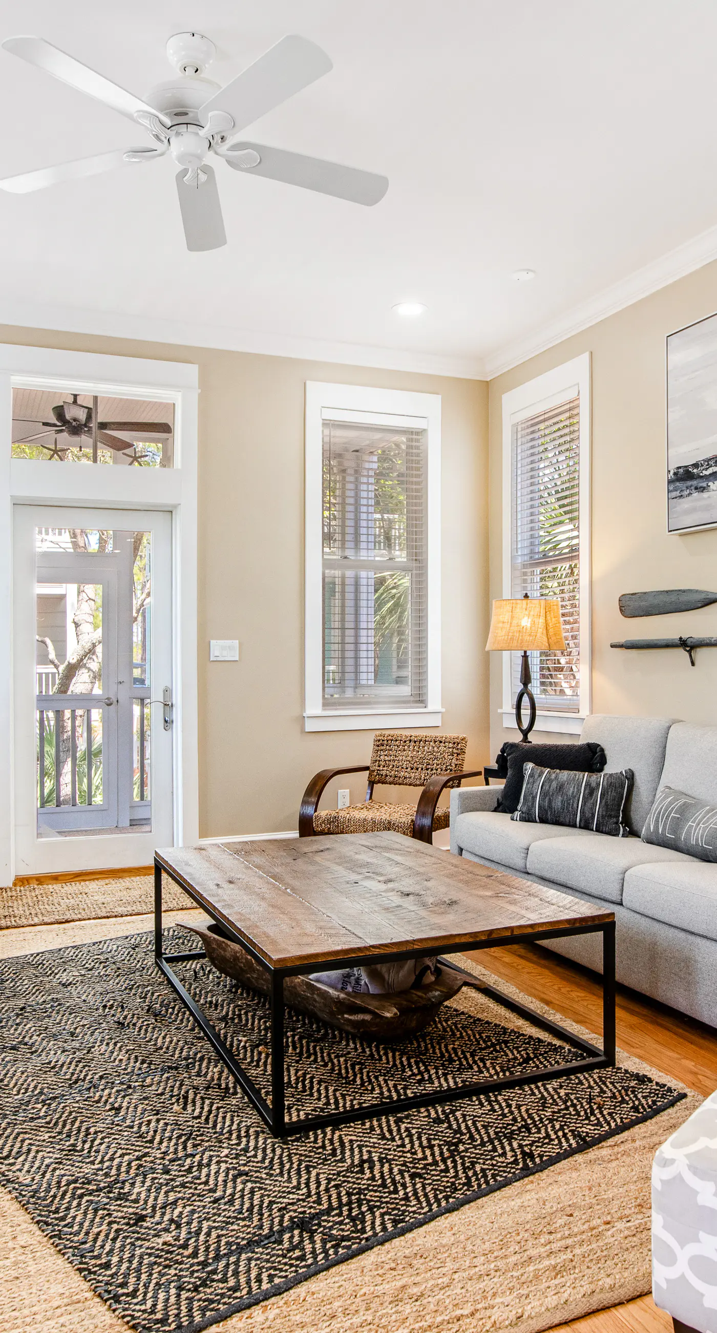 Beautiful, dog-friendly home with shared pools & complimentary beach chairs