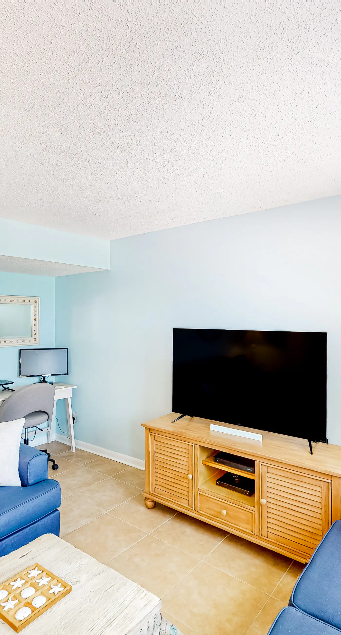 Resort condo in Panama City Beach with direct beach access