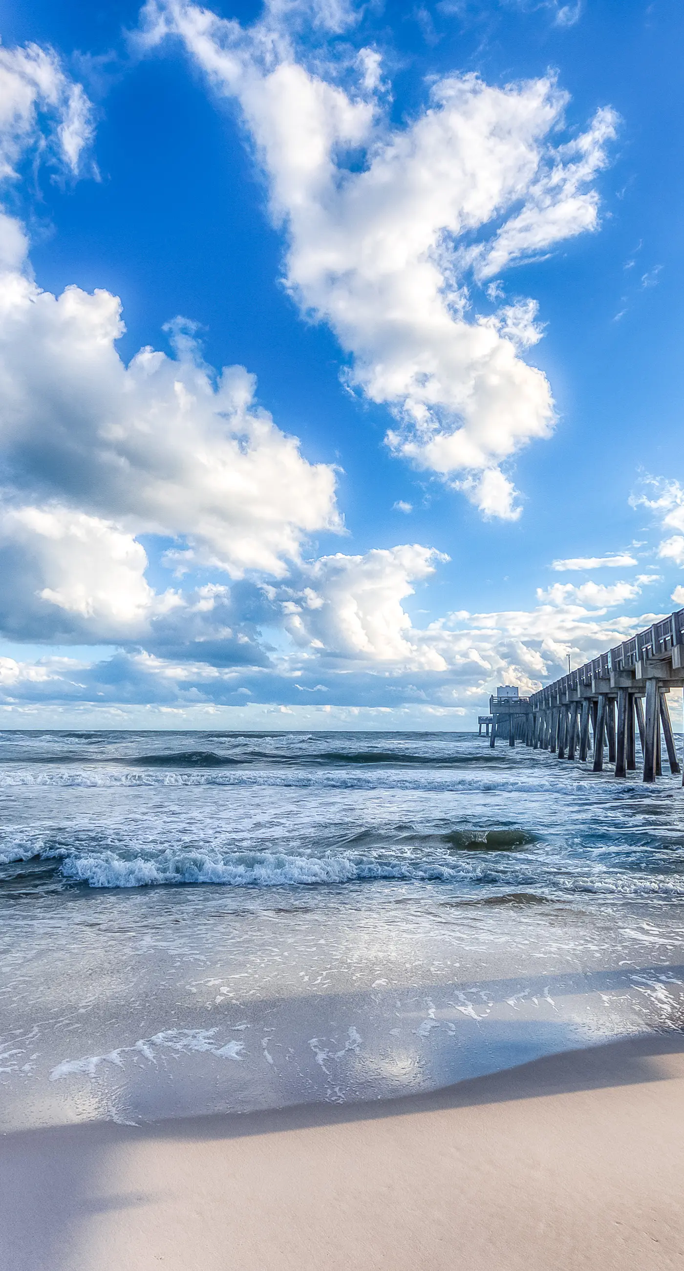 Resort condo in Panama City Beach with direct beach access