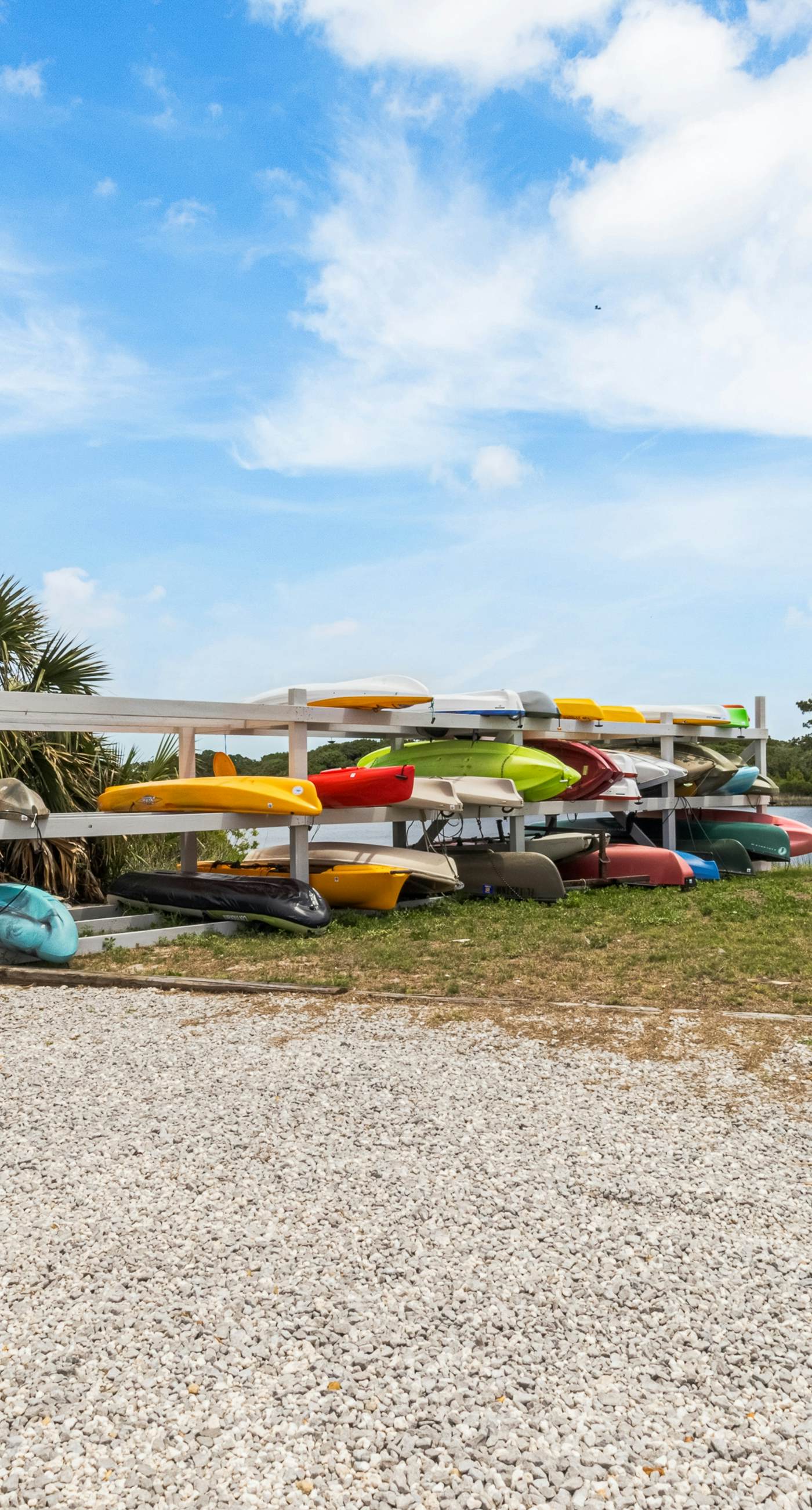 Spectacular beachfront condo with great amenities, shared pool & beach access