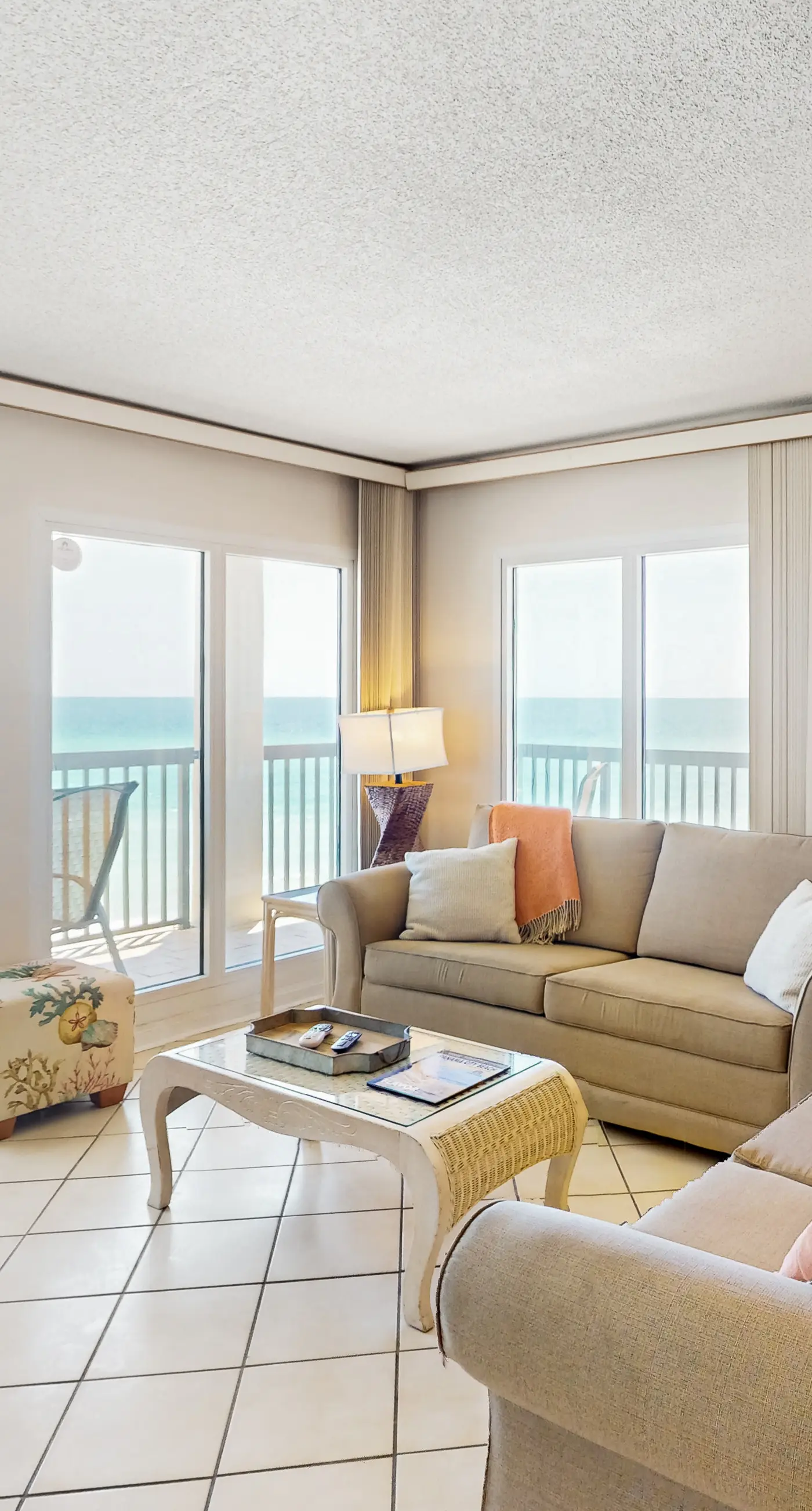 Beachfront condo with furnished balcony, pools, tennis courts, & hot tub