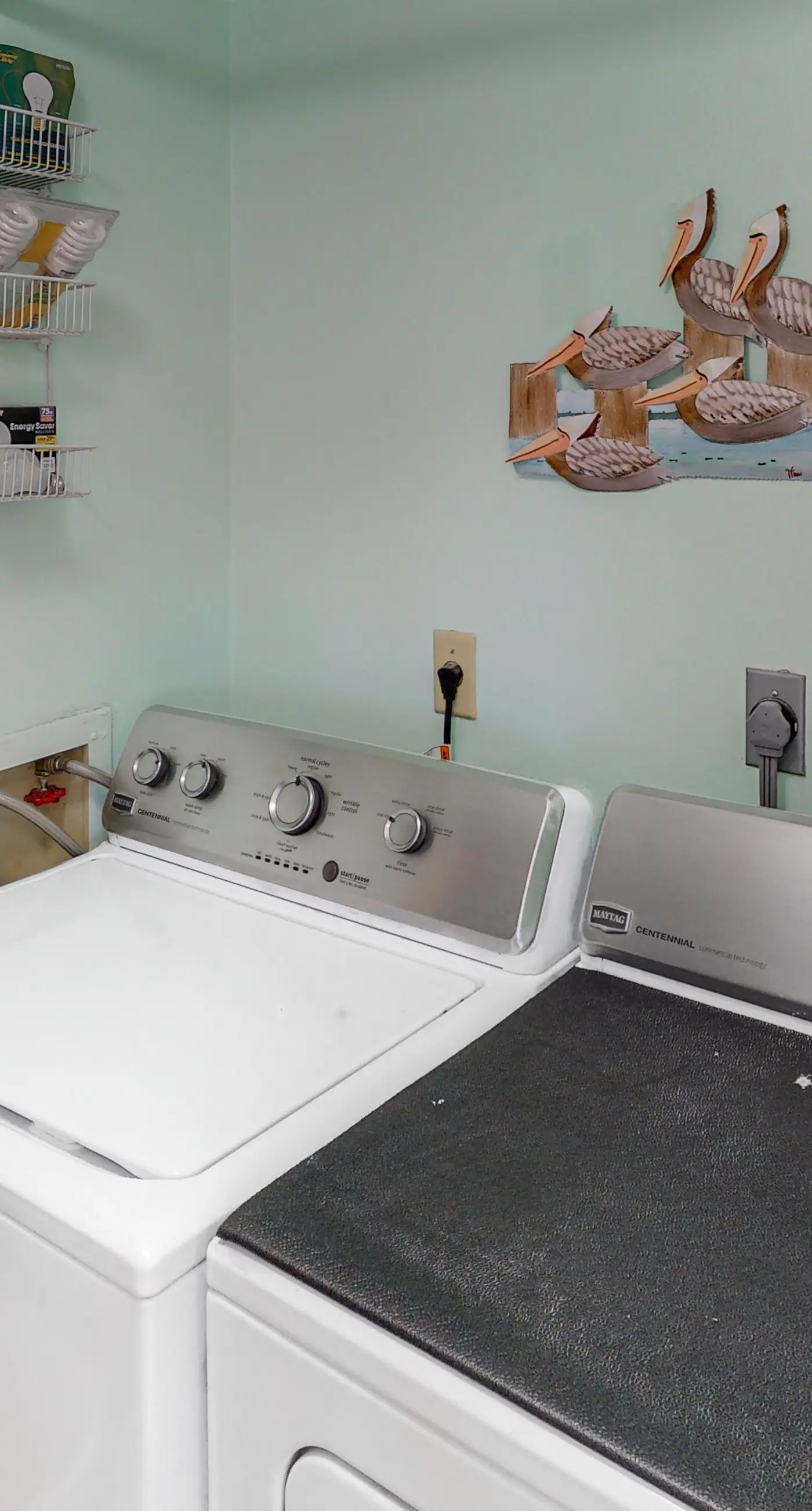 Oceanfront Pinnacle Port condo w/ tennis & basketball courts + private balcony!
