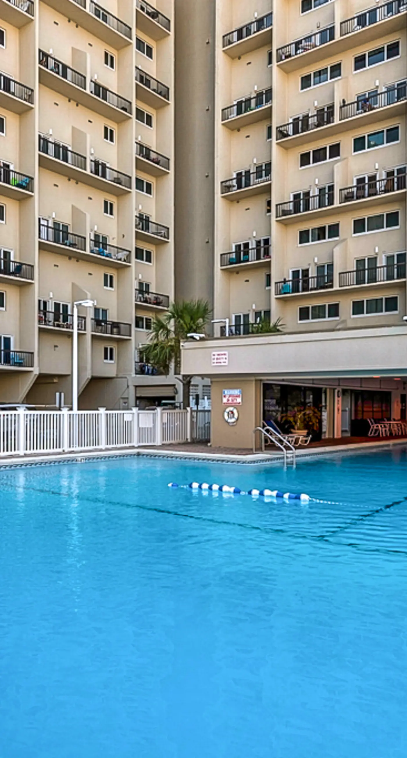 Oceanfront Pinnacle Port condo w/ tennis & basketball courts + private balcony!