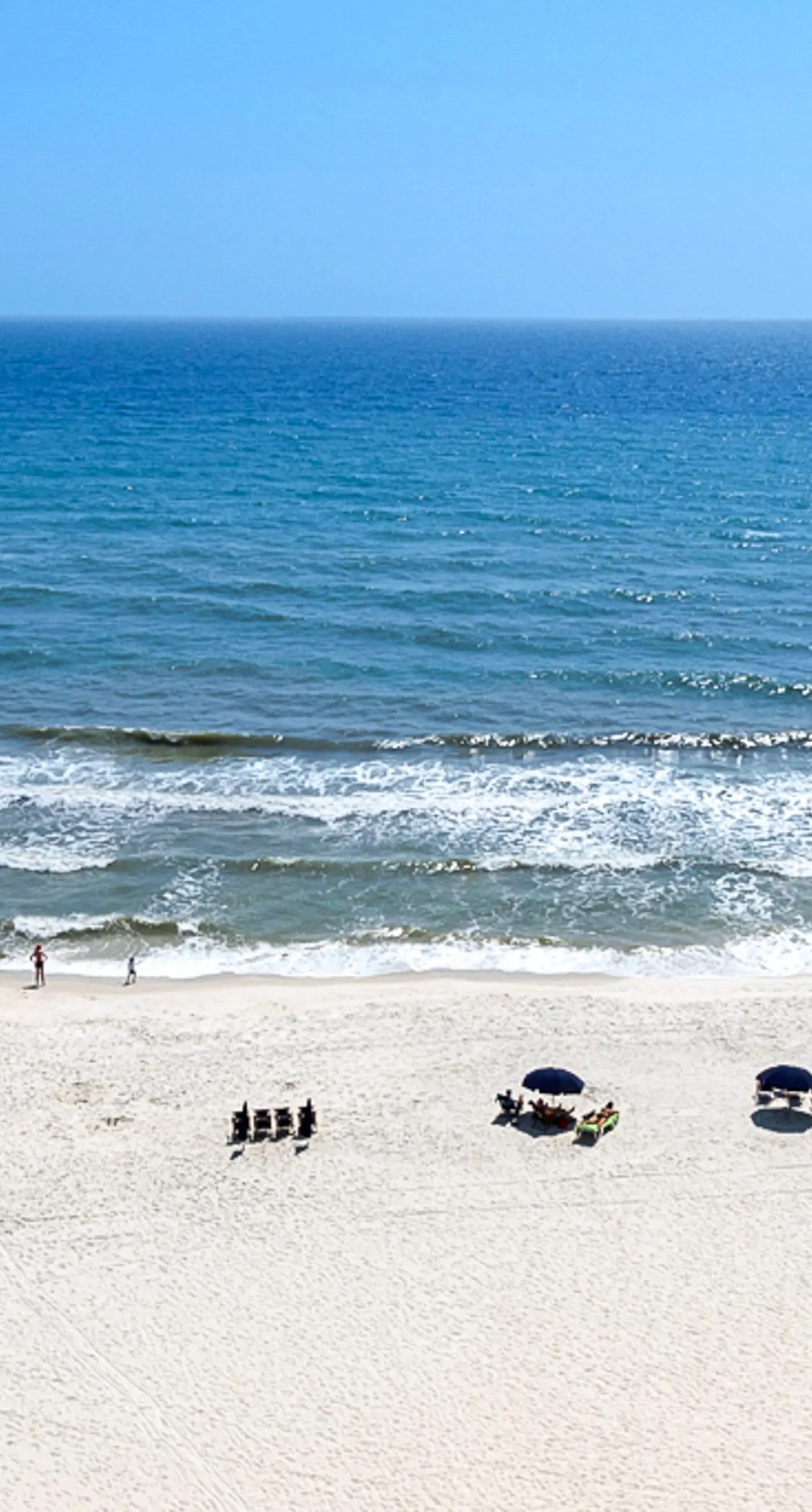 Oceanfront Pinnacle Port condo w/ tennis & basketball courts + private balcony!