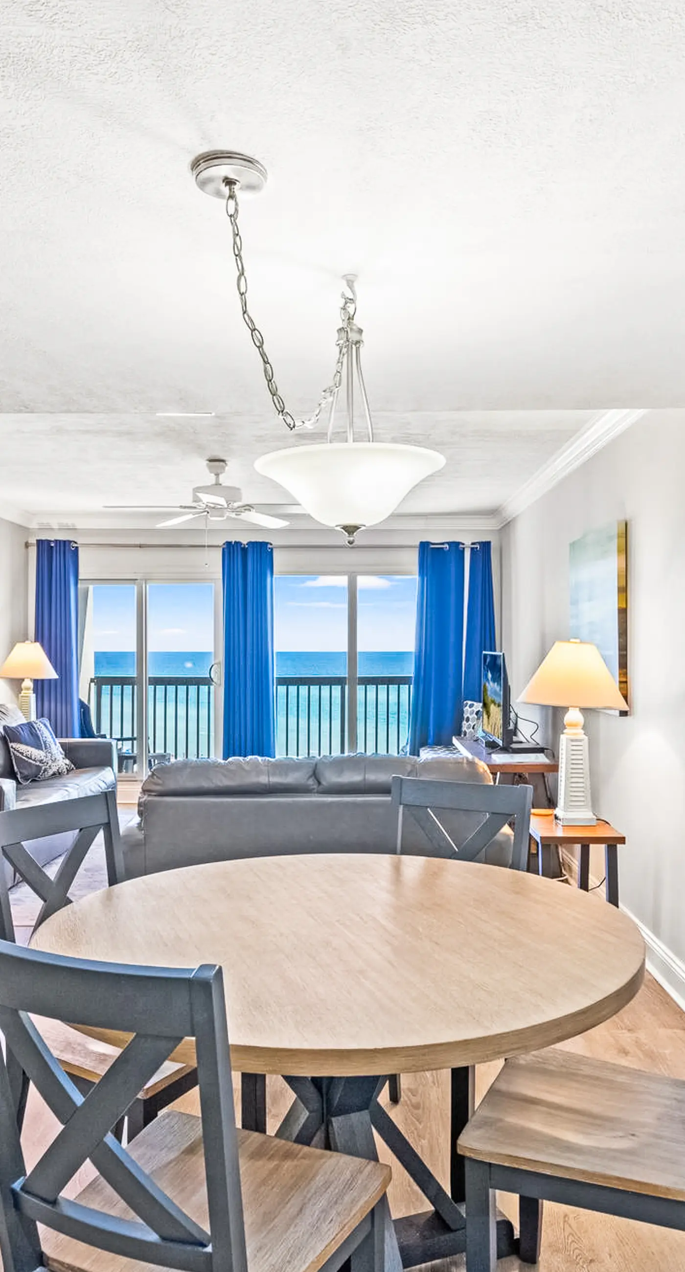 Pinnacle Port B1 707