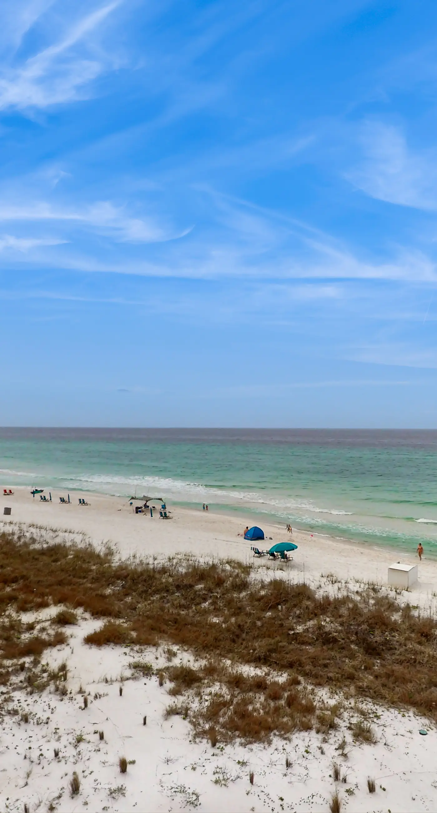 Cozy beachfront condo with private balcony, shared pool & beach access
