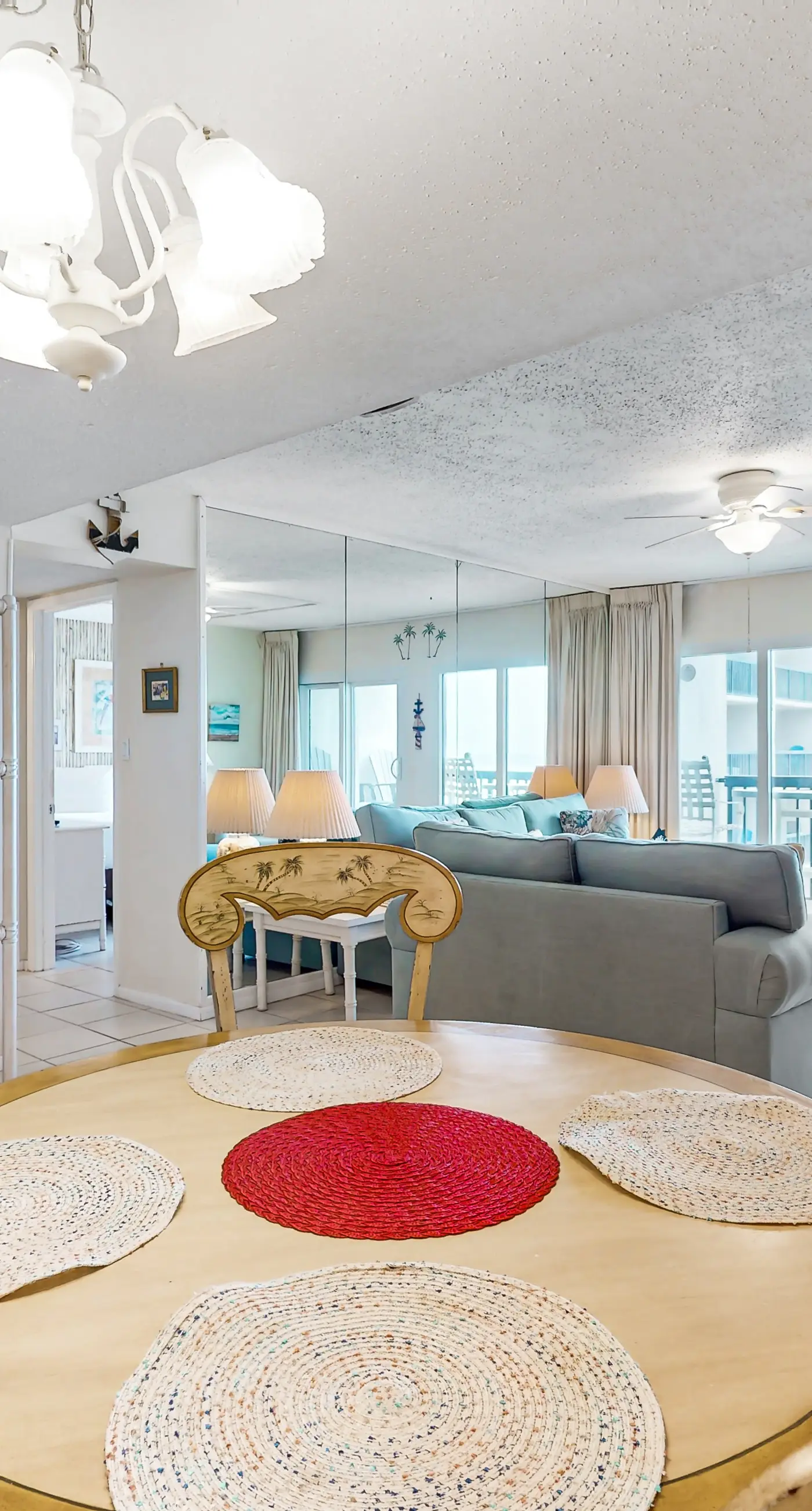 Cozy beachfront condo with private balcony, shared pool & beach access