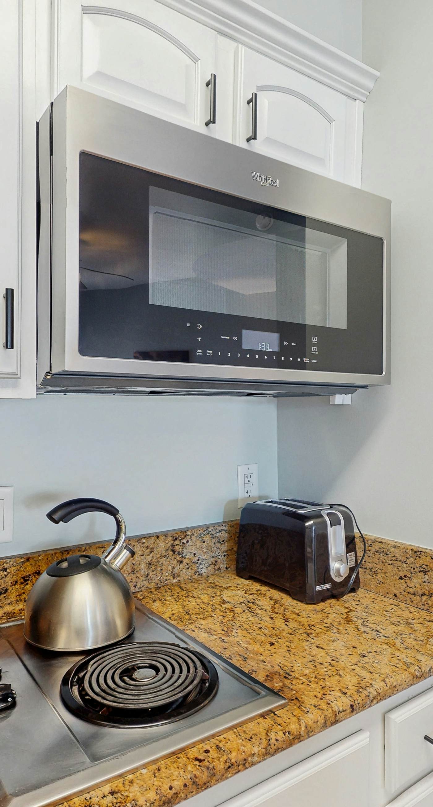 Lakefront dog-friendly condo with water views, pool, hot tub & beach access