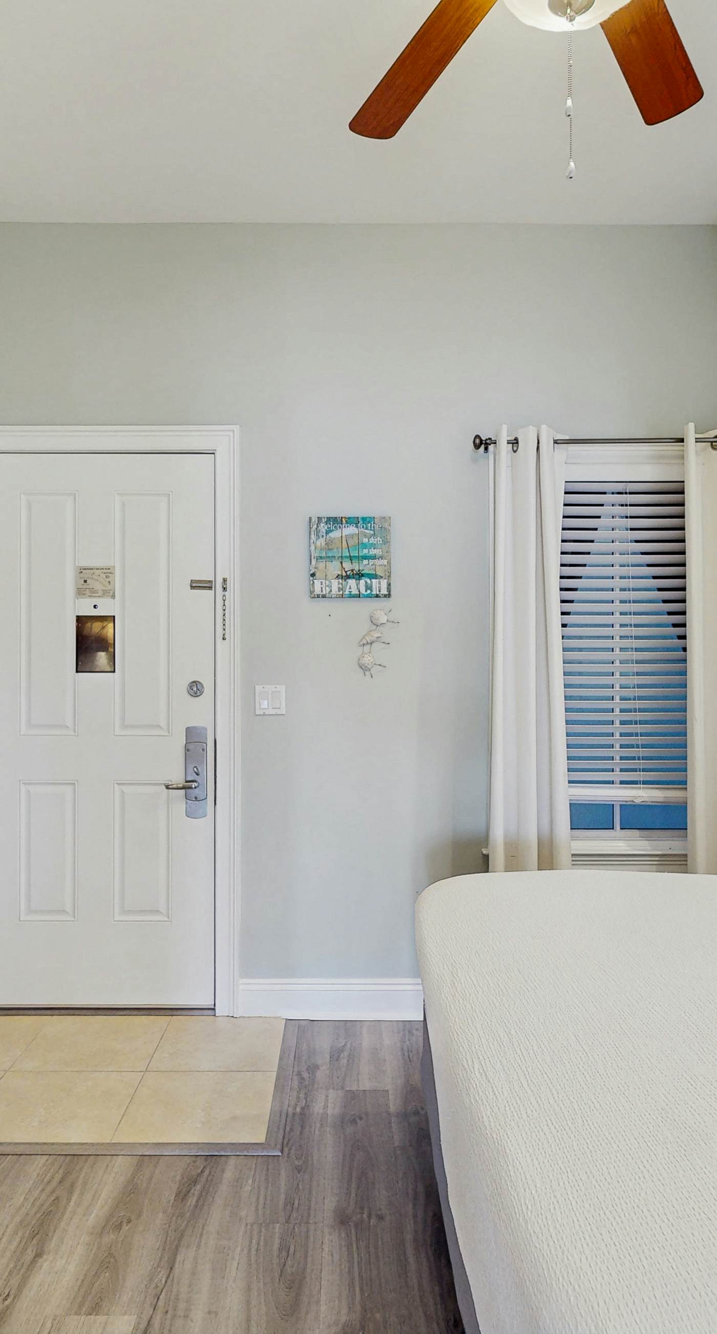 Lakefront dog-friendly condo with water views, pool, hot tub & beach access