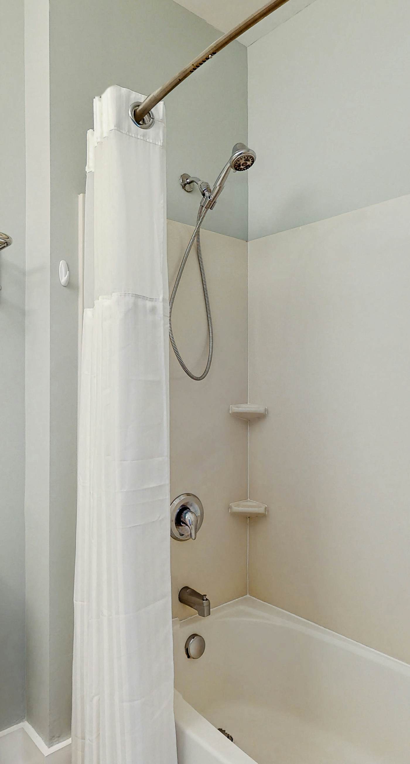 Lakefront dog-friendly condo with water views, pool, hot tub & beach access