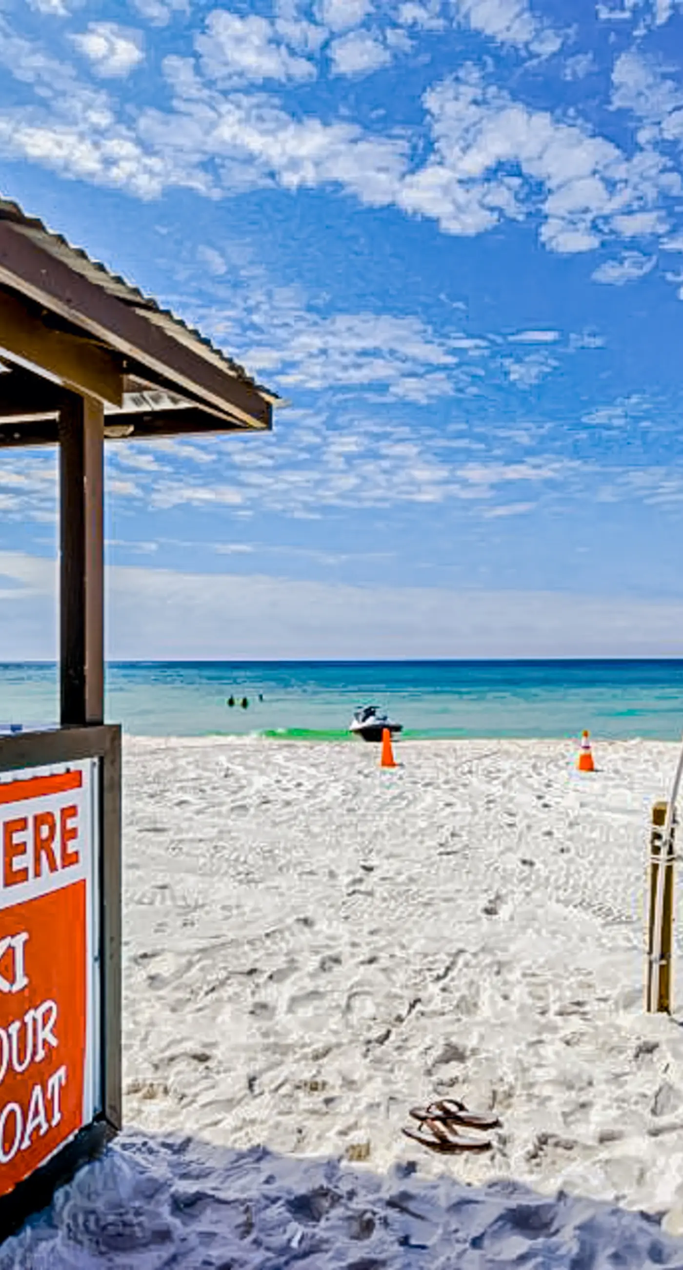 Snowbird-friendly studio with boat dock, beach access & pool