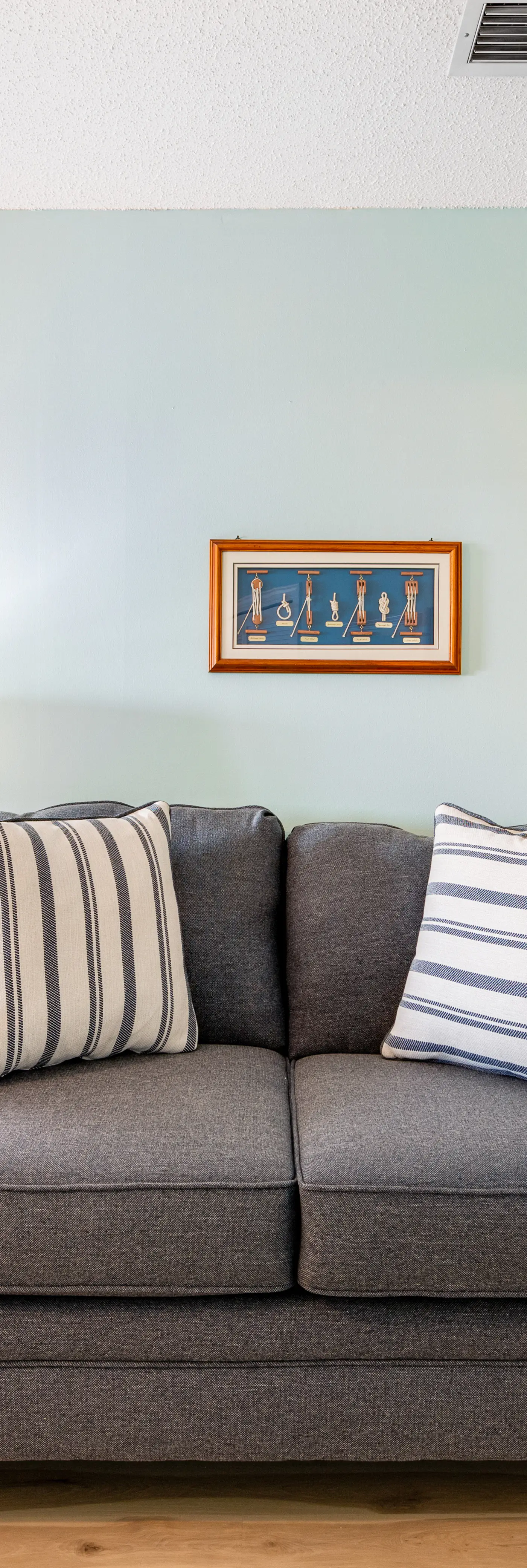 Resort condo near beach with private balcony, WiFi, pool, tennis & dock