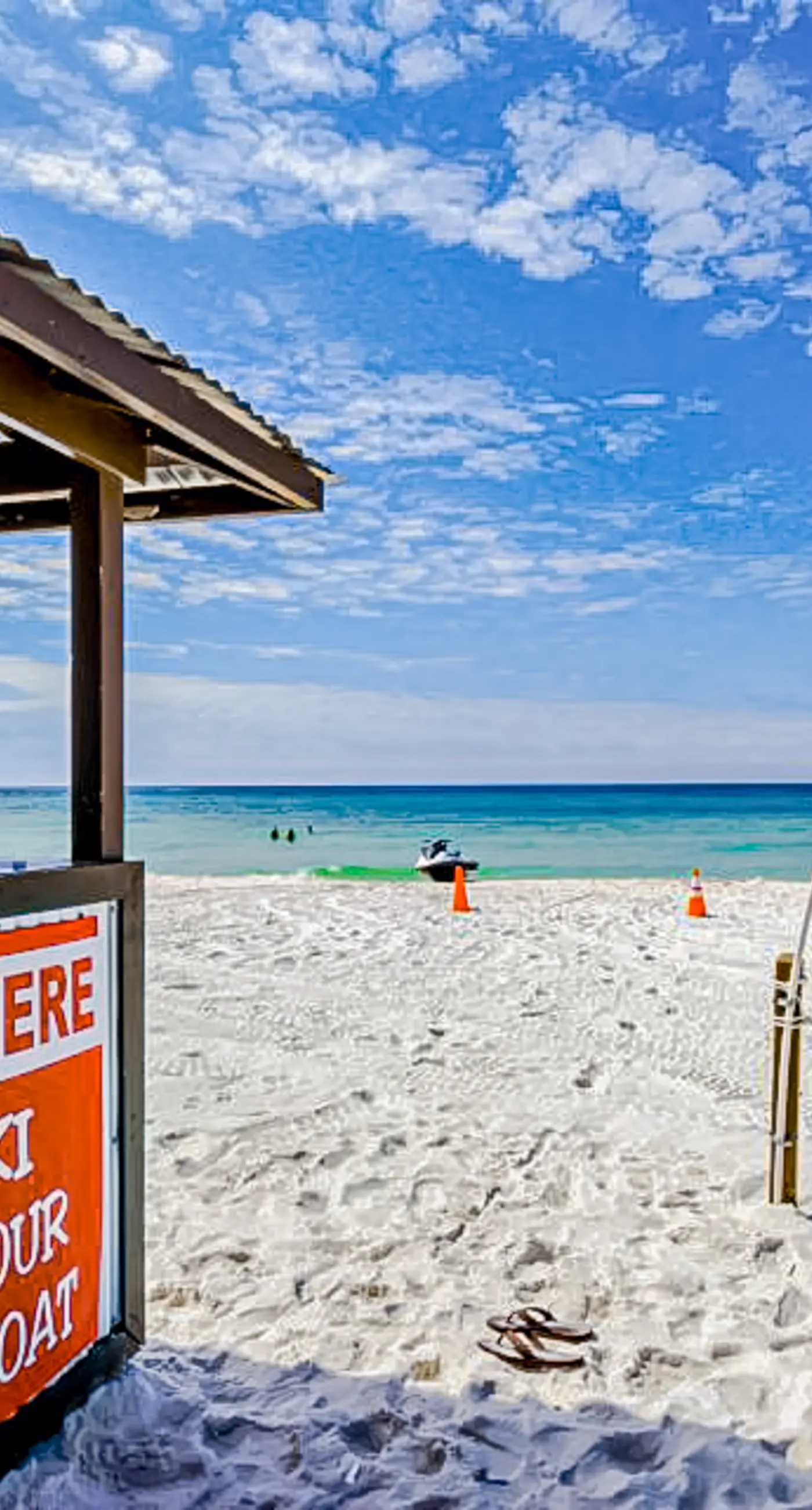 Resort condo near beach with private balcony, WiFi, pool, tennis & dock