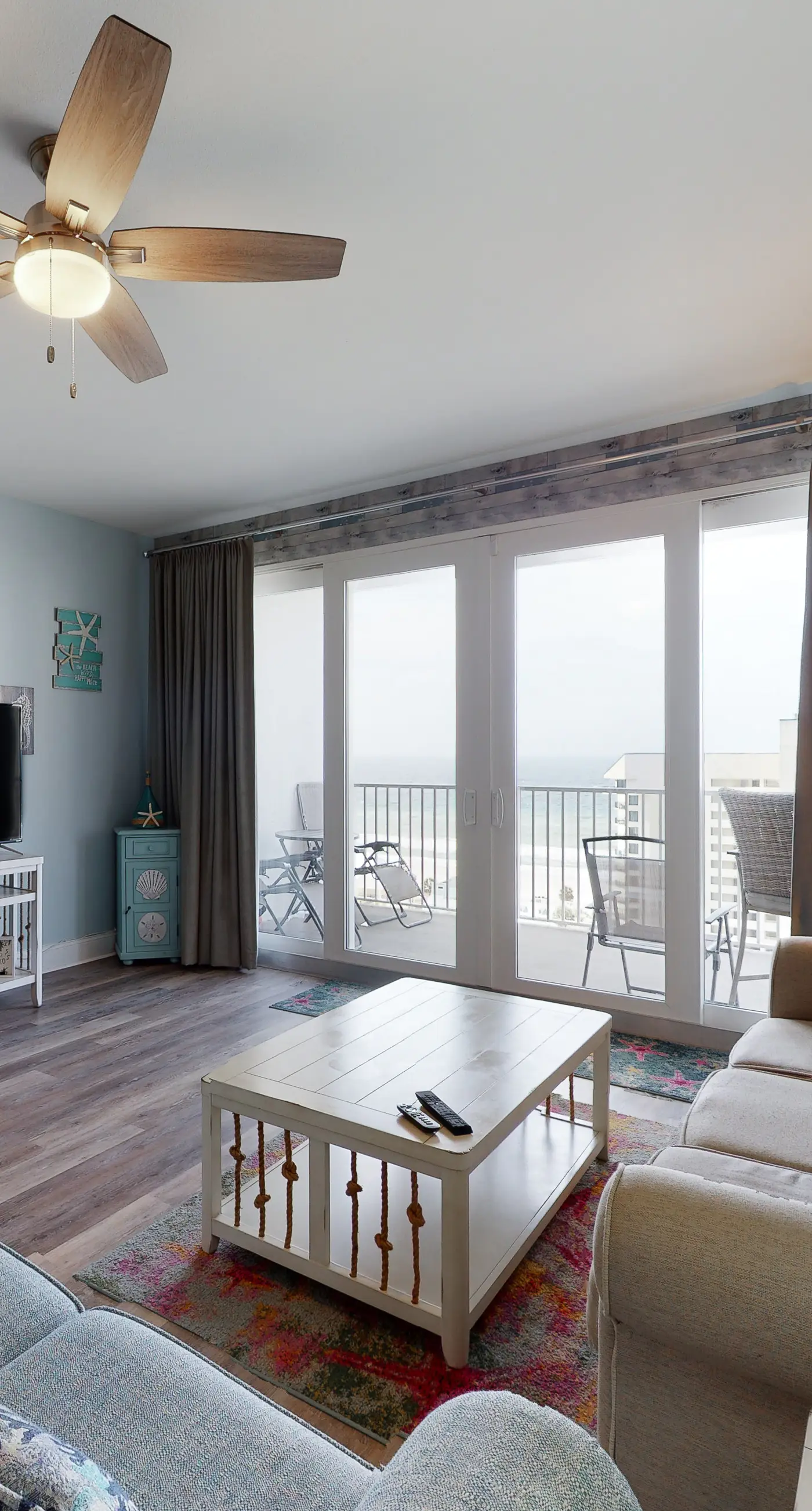 Laketown Wharf 1110