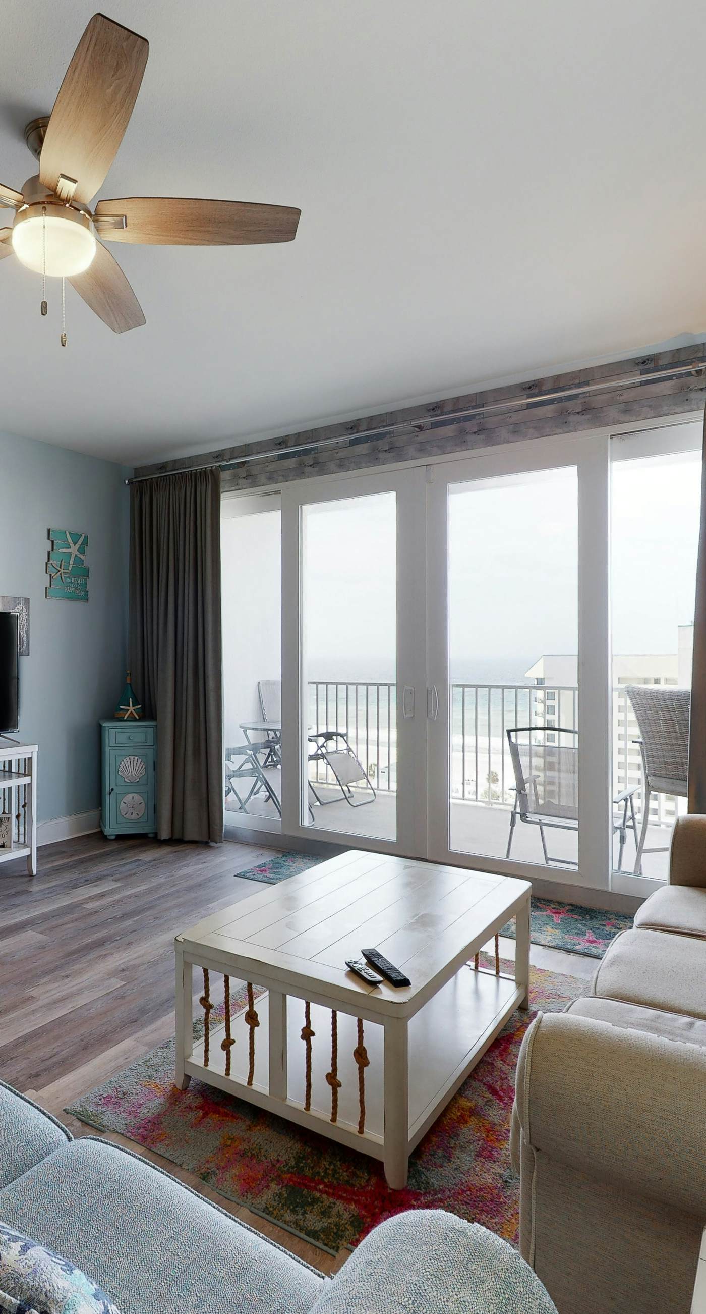 Laketown Wharf 1110