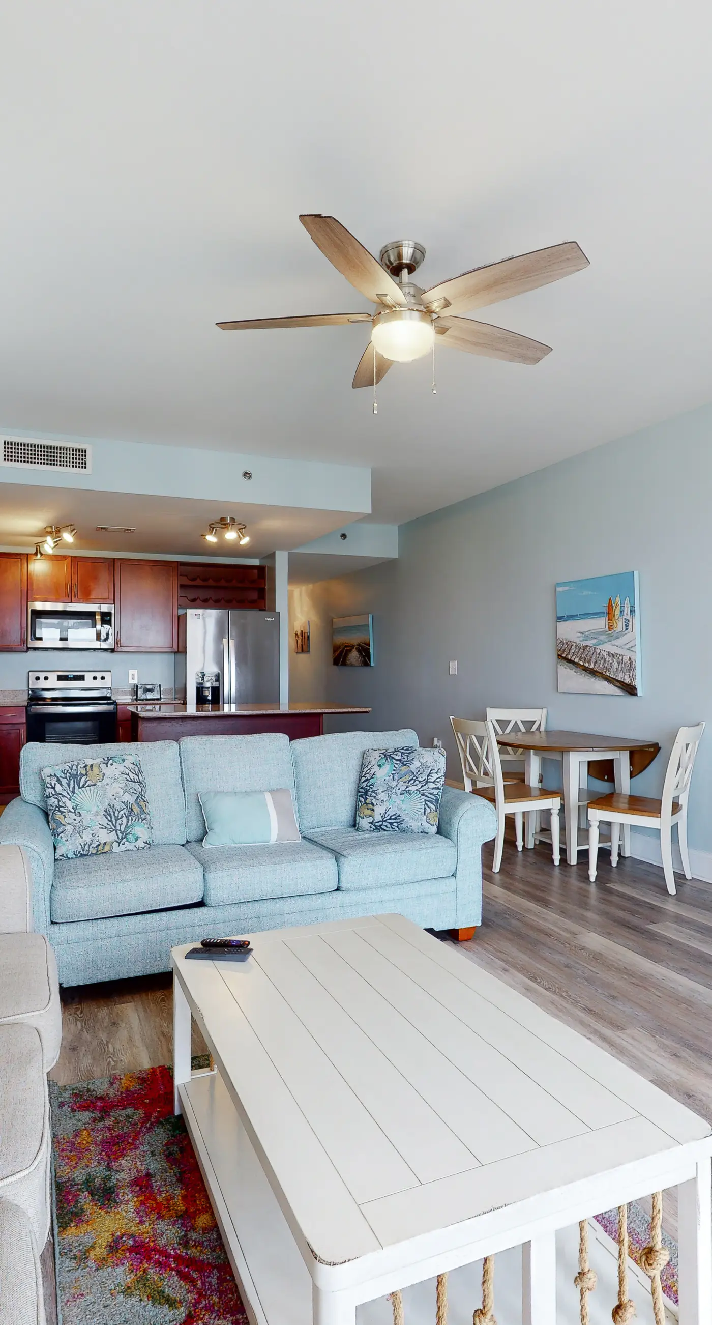 Laketown Wharf 1110