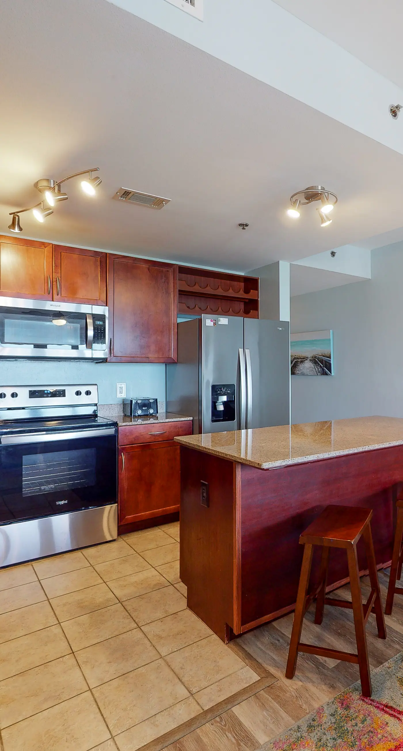 Laketown Wharf 1110