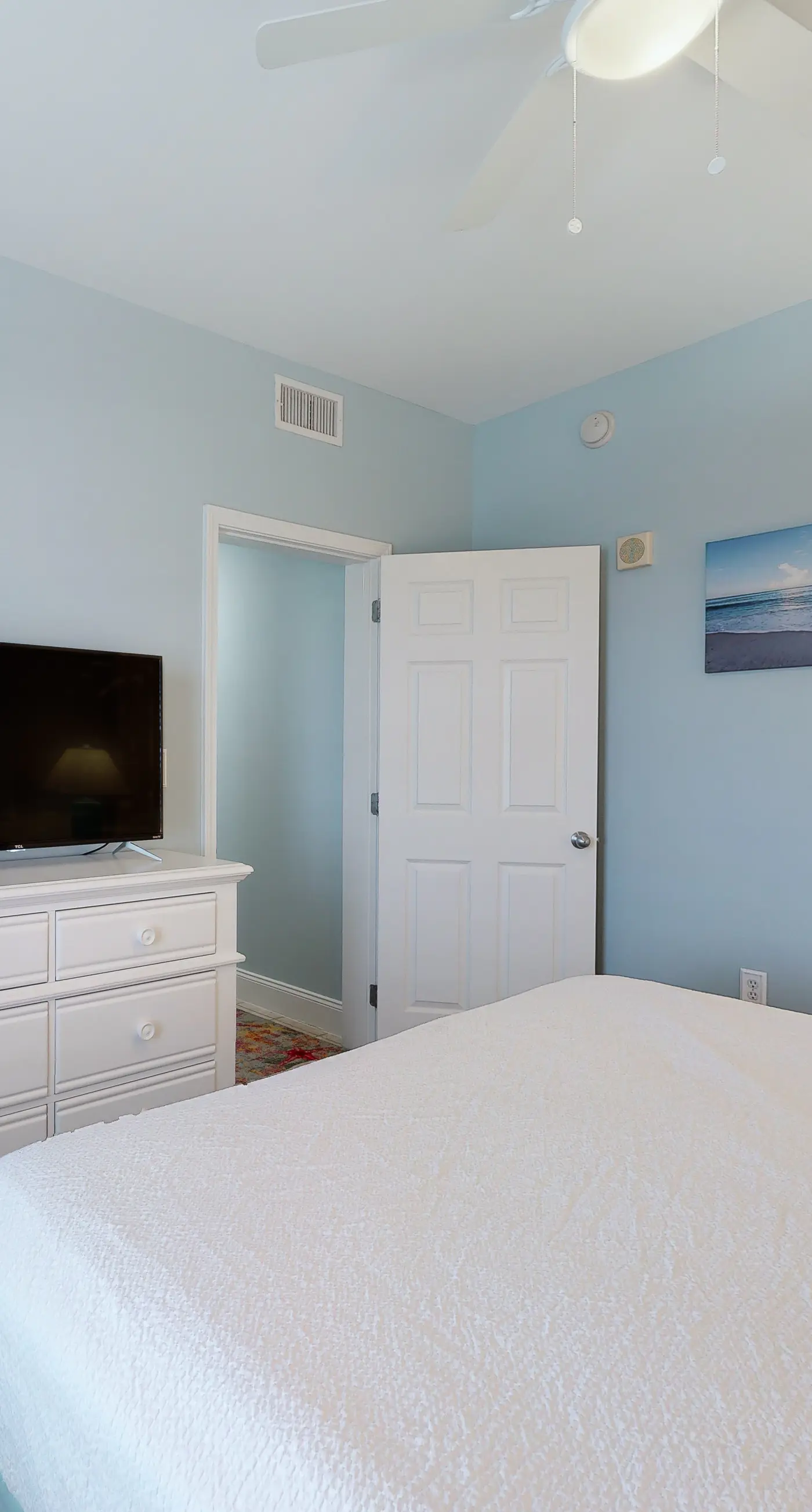 Laketown Wharf 1110