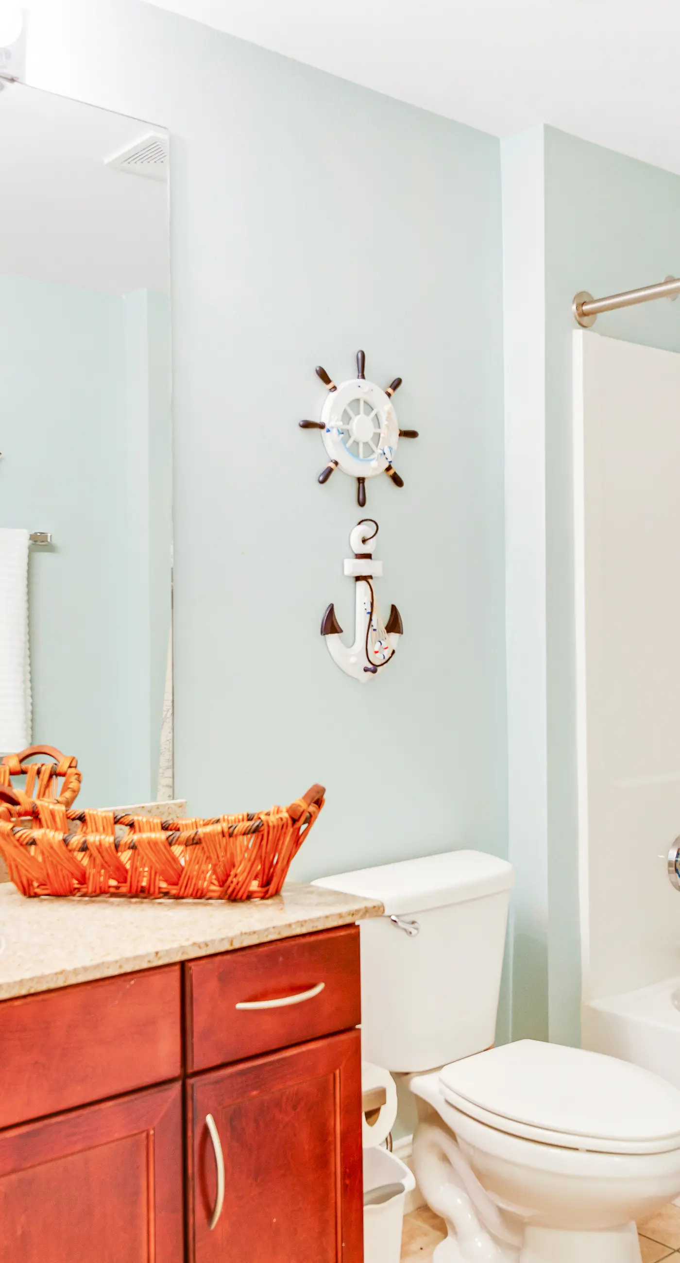 14th-Floor Condo w/Gulf Views, W/D, Shared Pools, Hot Tubs, WiFi, & Central A/C