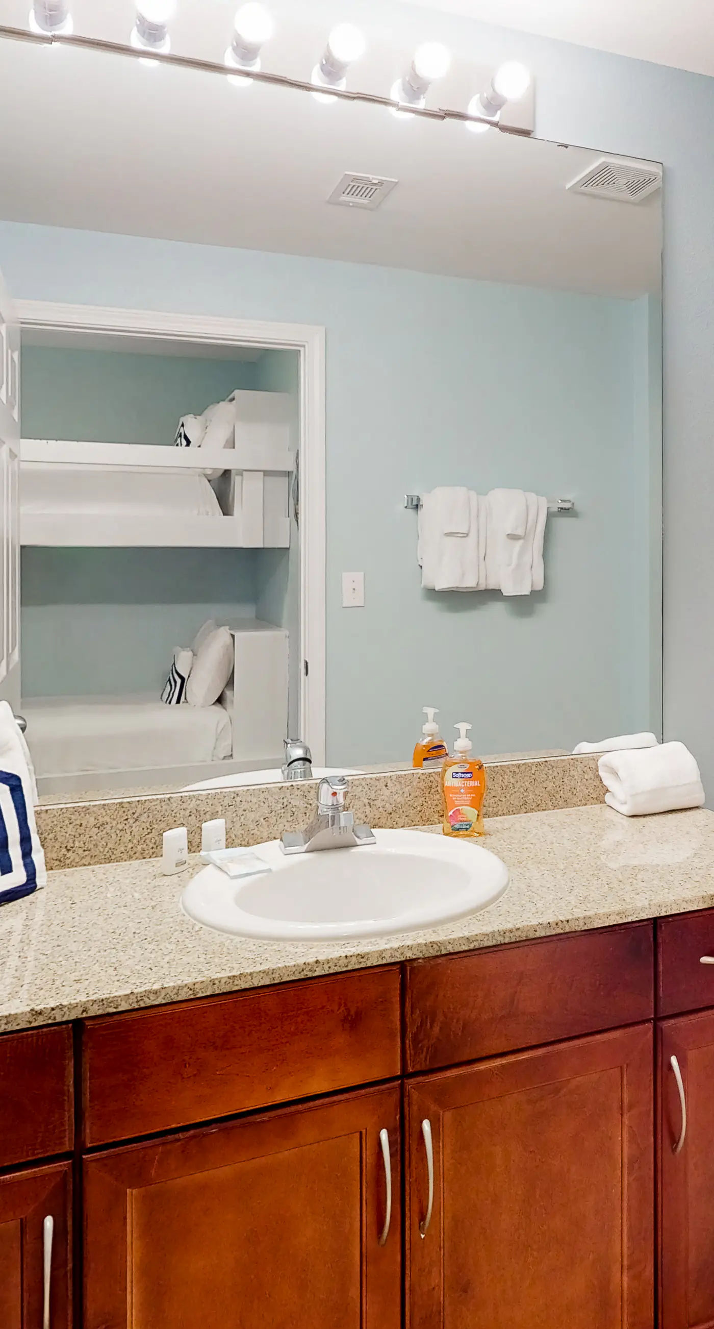 Gulf-view condo steps to beach with balcony, pools, hot tub & gym