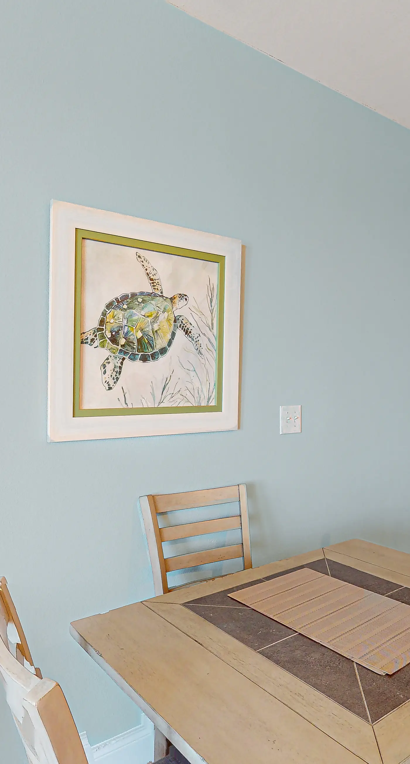 17th-floor condo with Gulf view, beach access, pools, hot tubs, gym & sauna