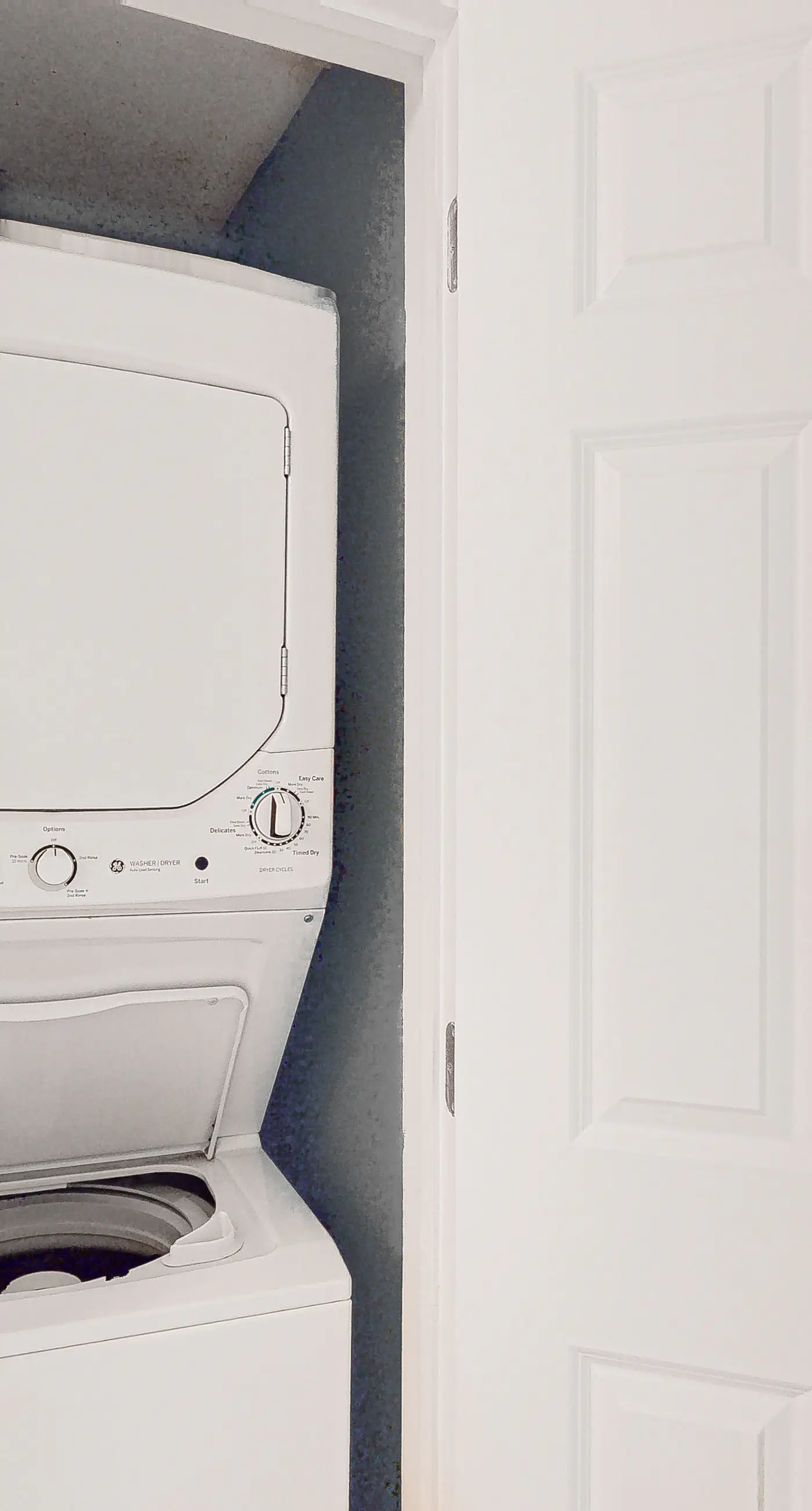 17th-floor condo with Gulf view, beach access, pools, hot tubs, gym & sauna