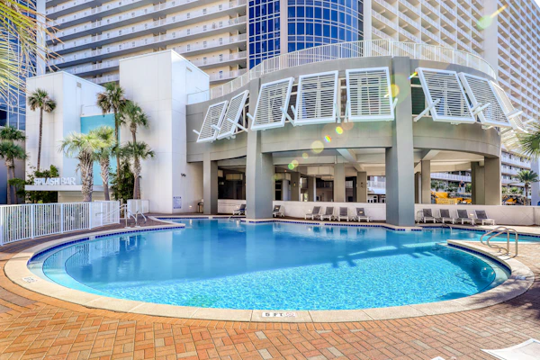 Laketown Wharf 1138