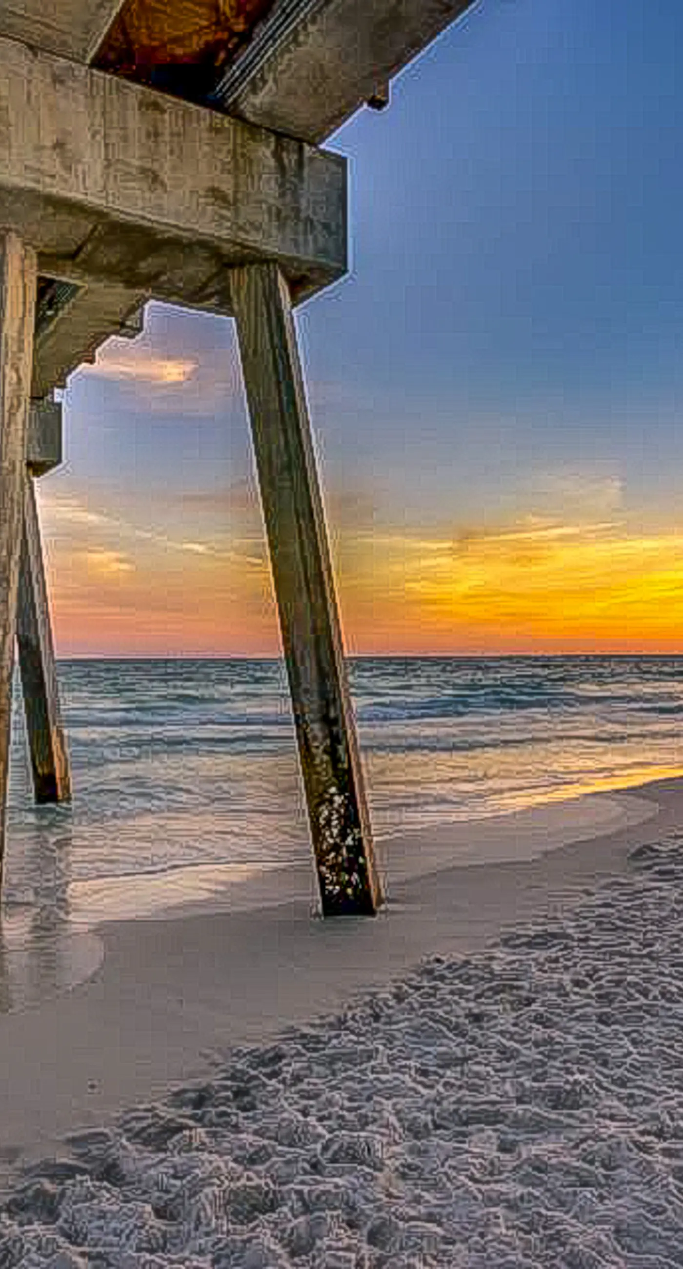 Resort condo w/ five shared pools, a hot tub, beach access, & on-site dining