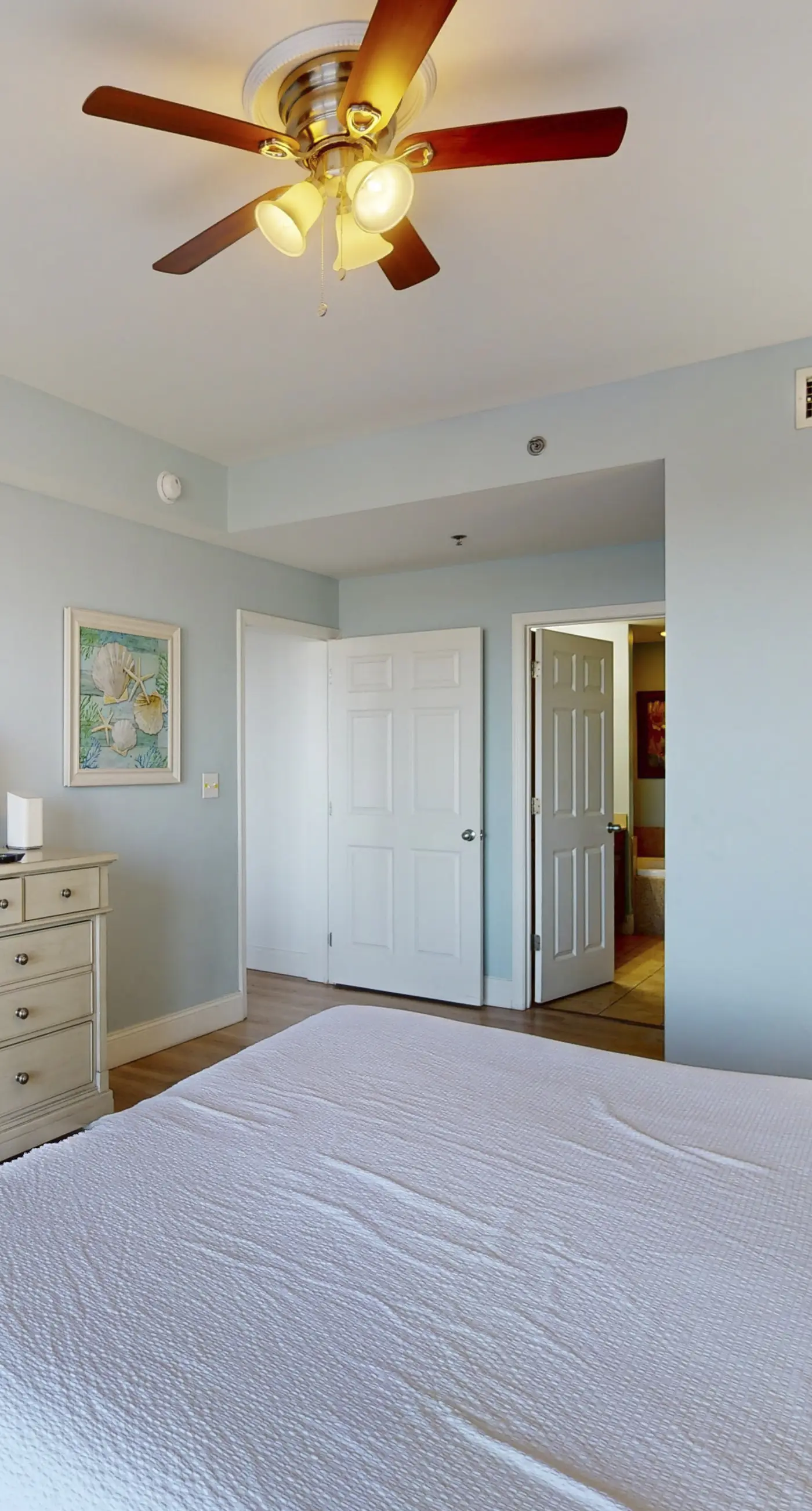 Condo with five pools, hot tubs, saunas, gym, game room, & balcony