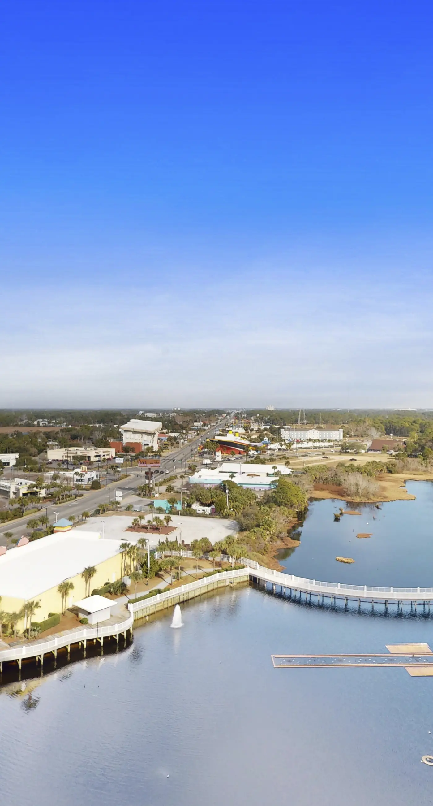 Condo with five pools, hot tubs, saunas, gym, game room, & balcony