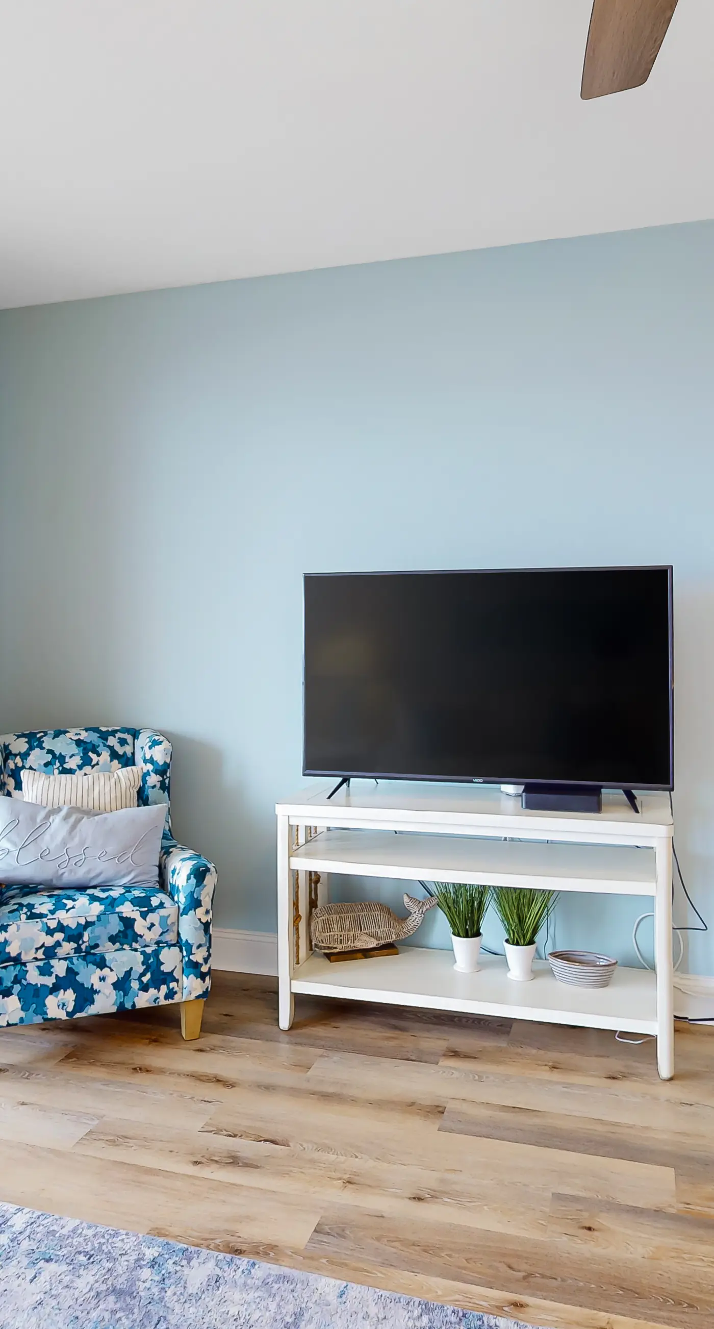 Spacious condo with bunk beds, rooftop pool, hot tub, washer/dryer & central AC