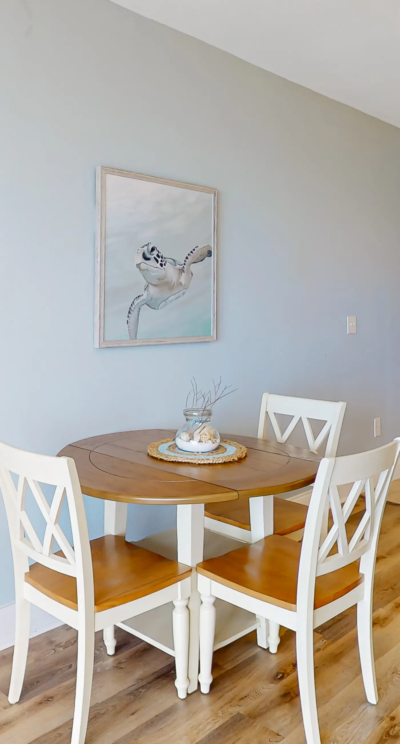 Spacious condo with bunk beds, rooftop pool, hot tub, washer/dryer & central AC