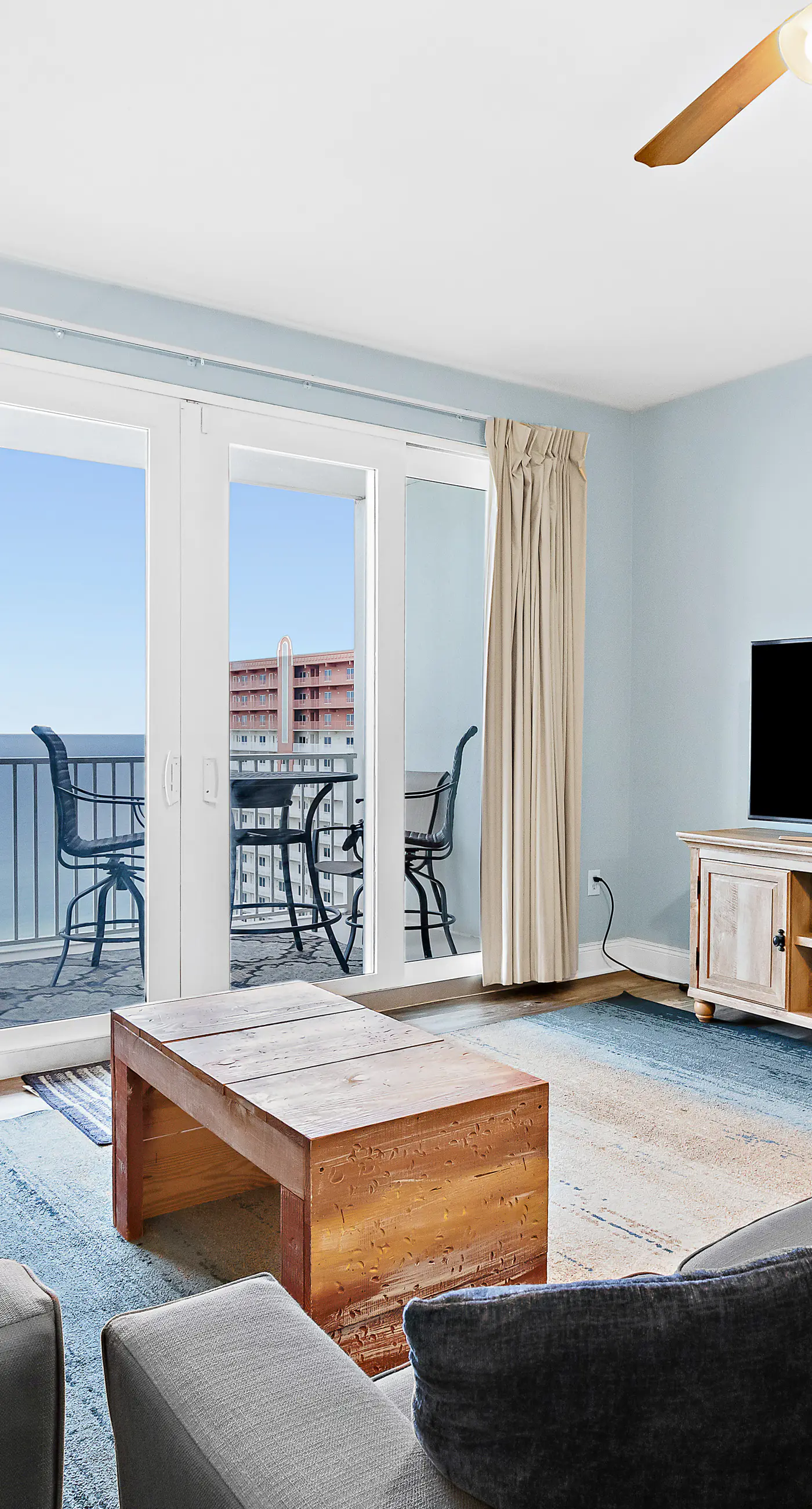 Fantastic beach and lake view condo with shared pools and hot tub