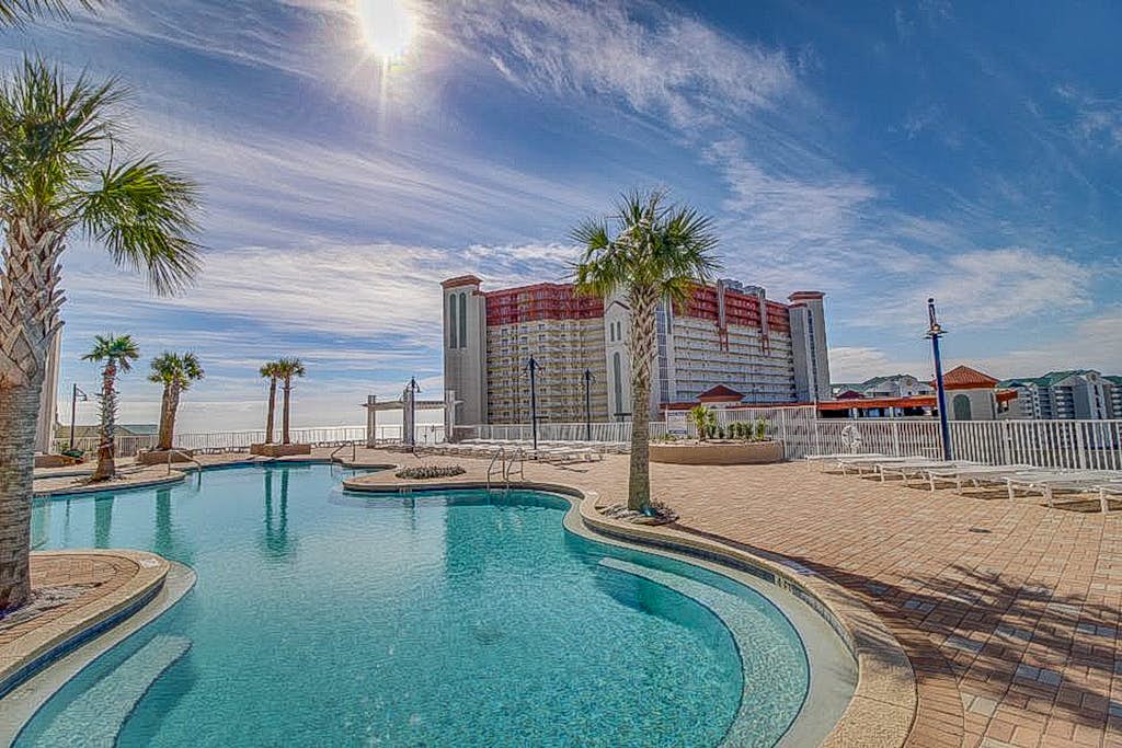Laketown Wharf 0729
