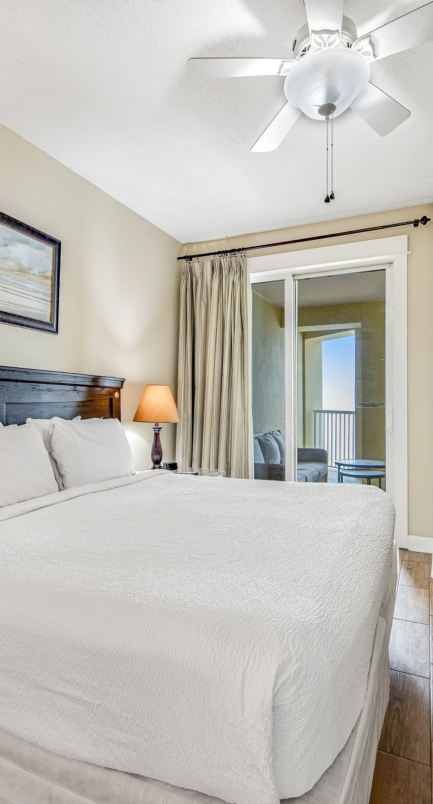 15th-floor Gulf-front condo with beach view, balcony, heated pool, hot tub & gym