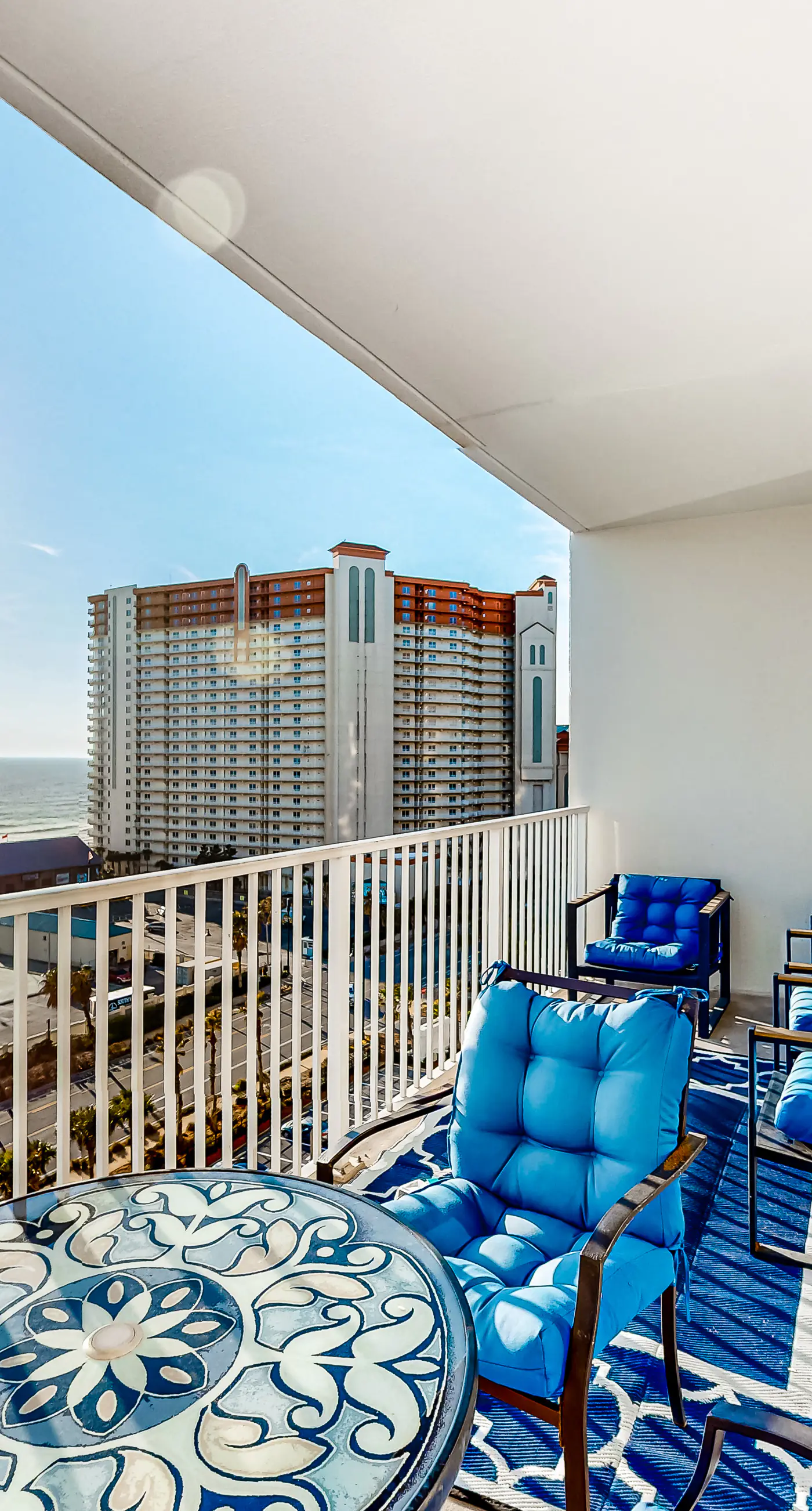 Resort condo rental w/shared hot tub, resort pools, and fitness center