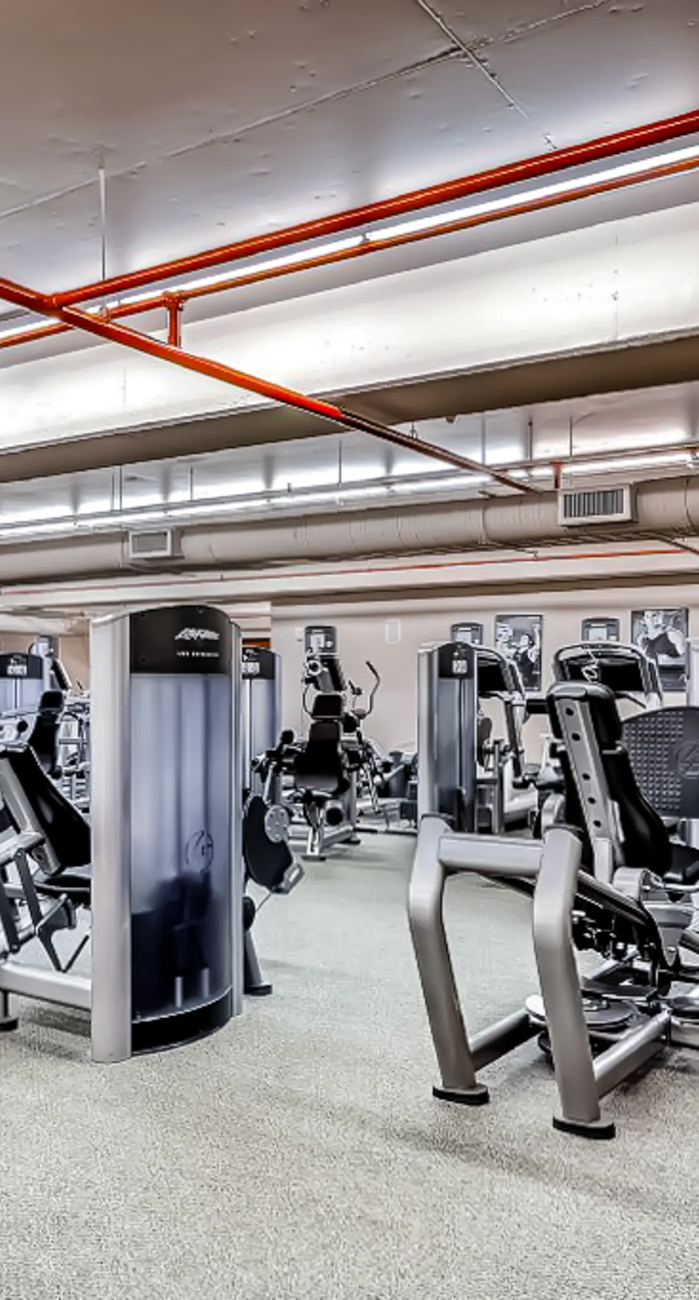 Beachfront condo on 10th floor w/shared pools (4), hot tub, tennis - great views