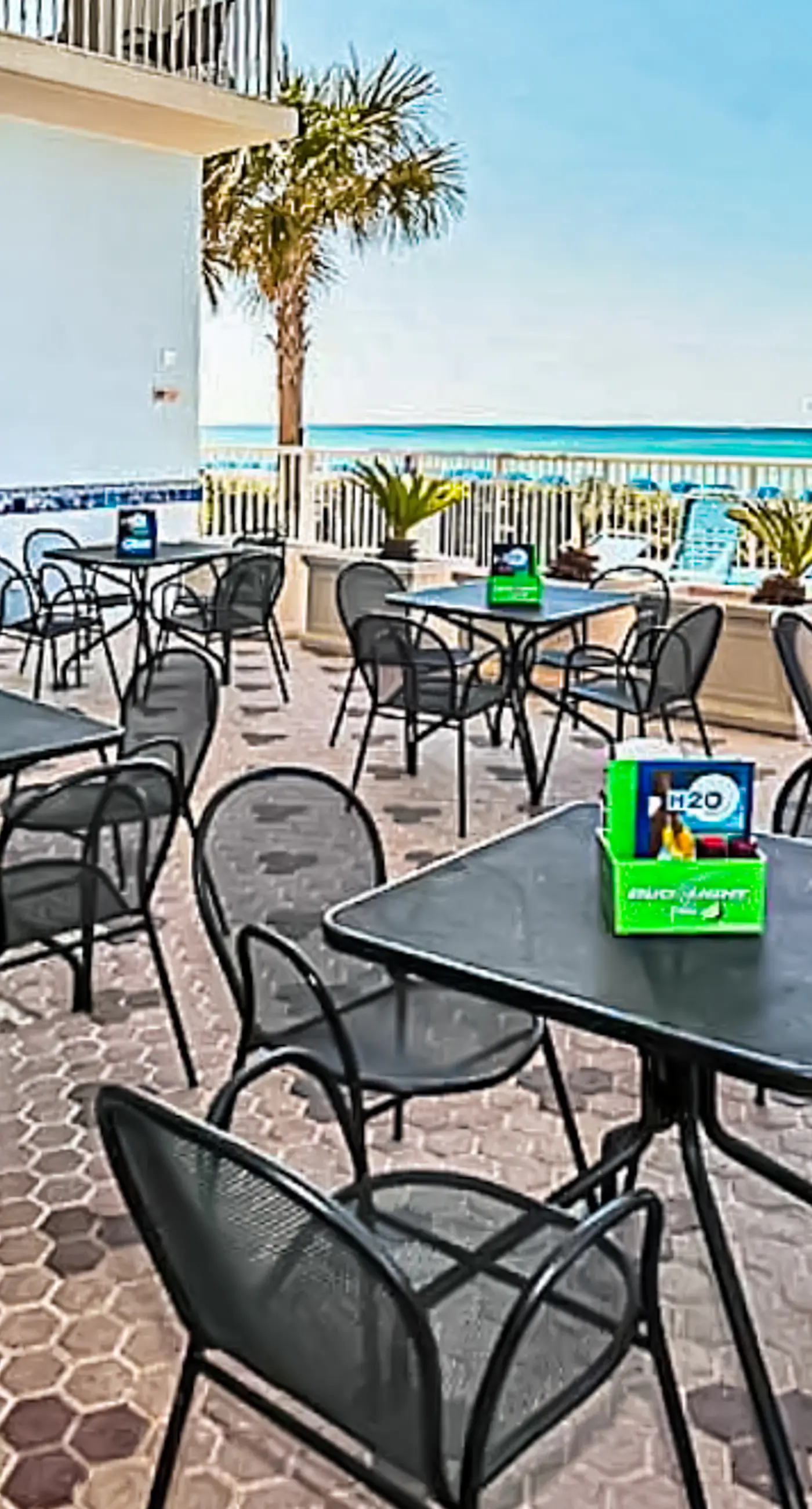 Beachfront condo on 10th floor w/shared pools (4), hot tub, tennis - great views