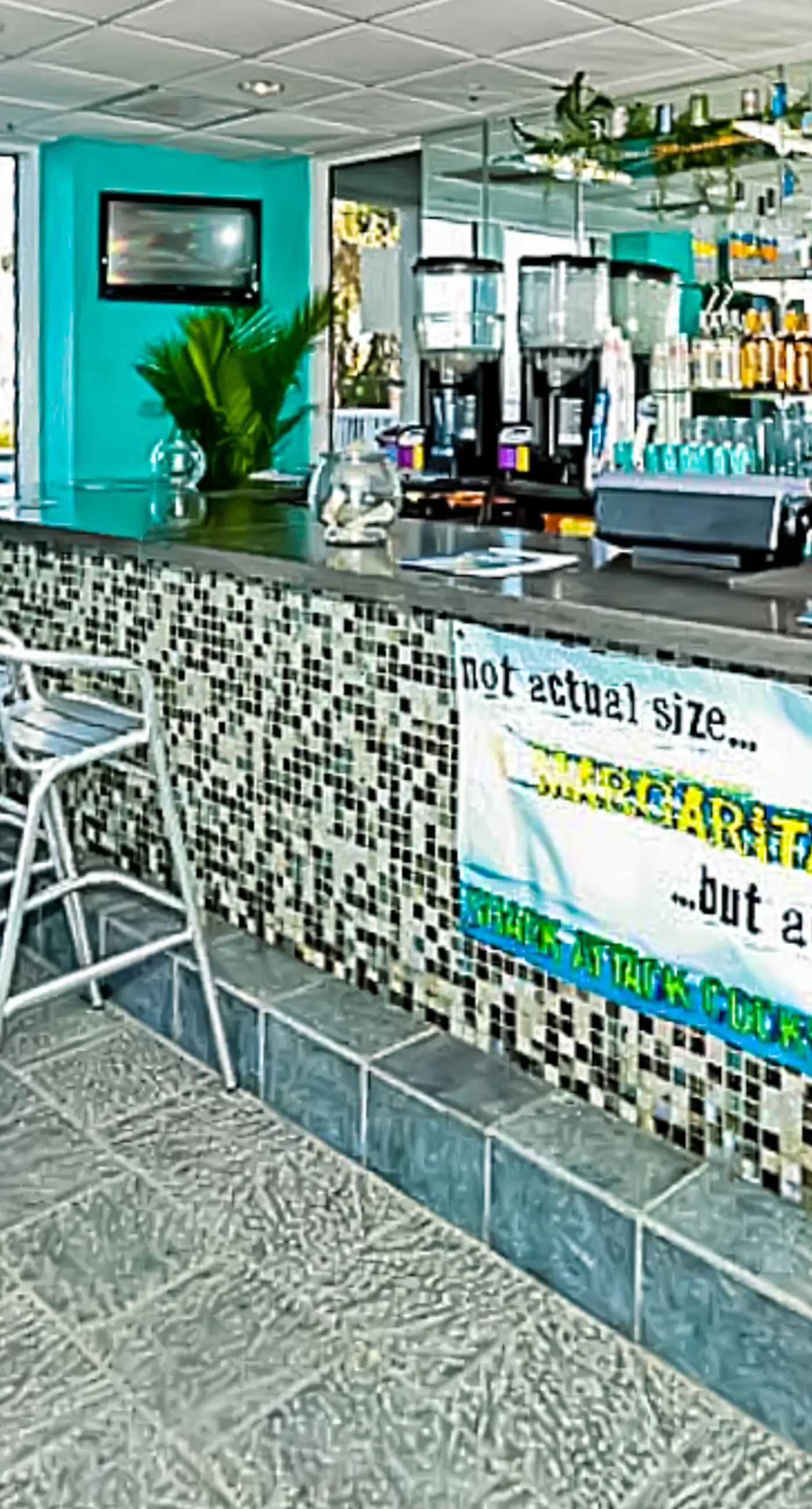 Beachfront condo on 10th floor w/shared pools (4), hot tub, tennis - great views