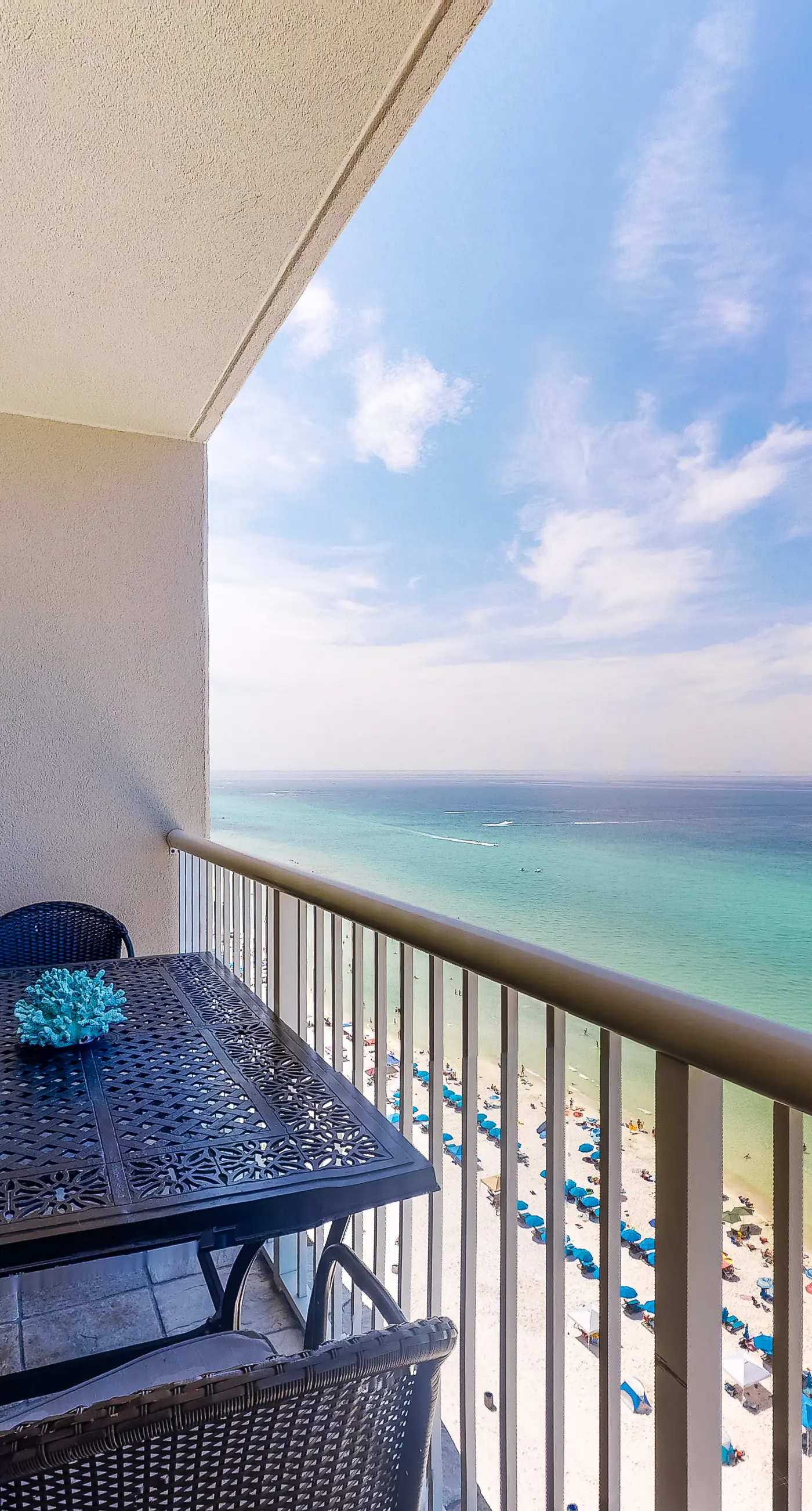Gorgeous beachfront condo with beach access, 4 pools, hot tub, ocean views