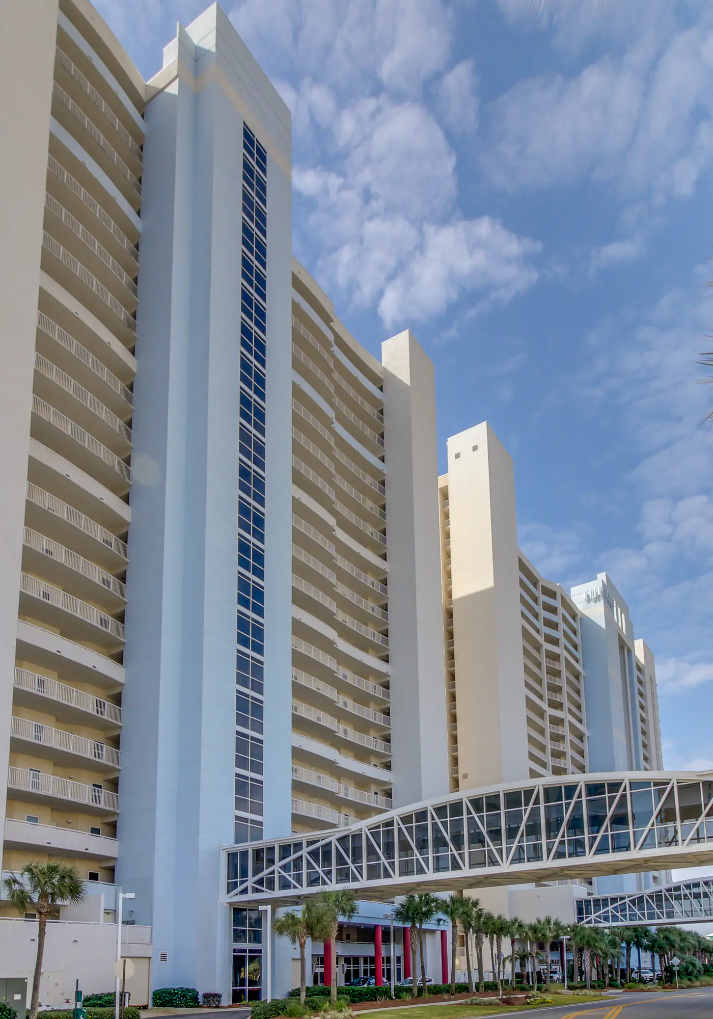 Gorgeous beachfront condo with beach access, 4 pools, hot tub, ocean views